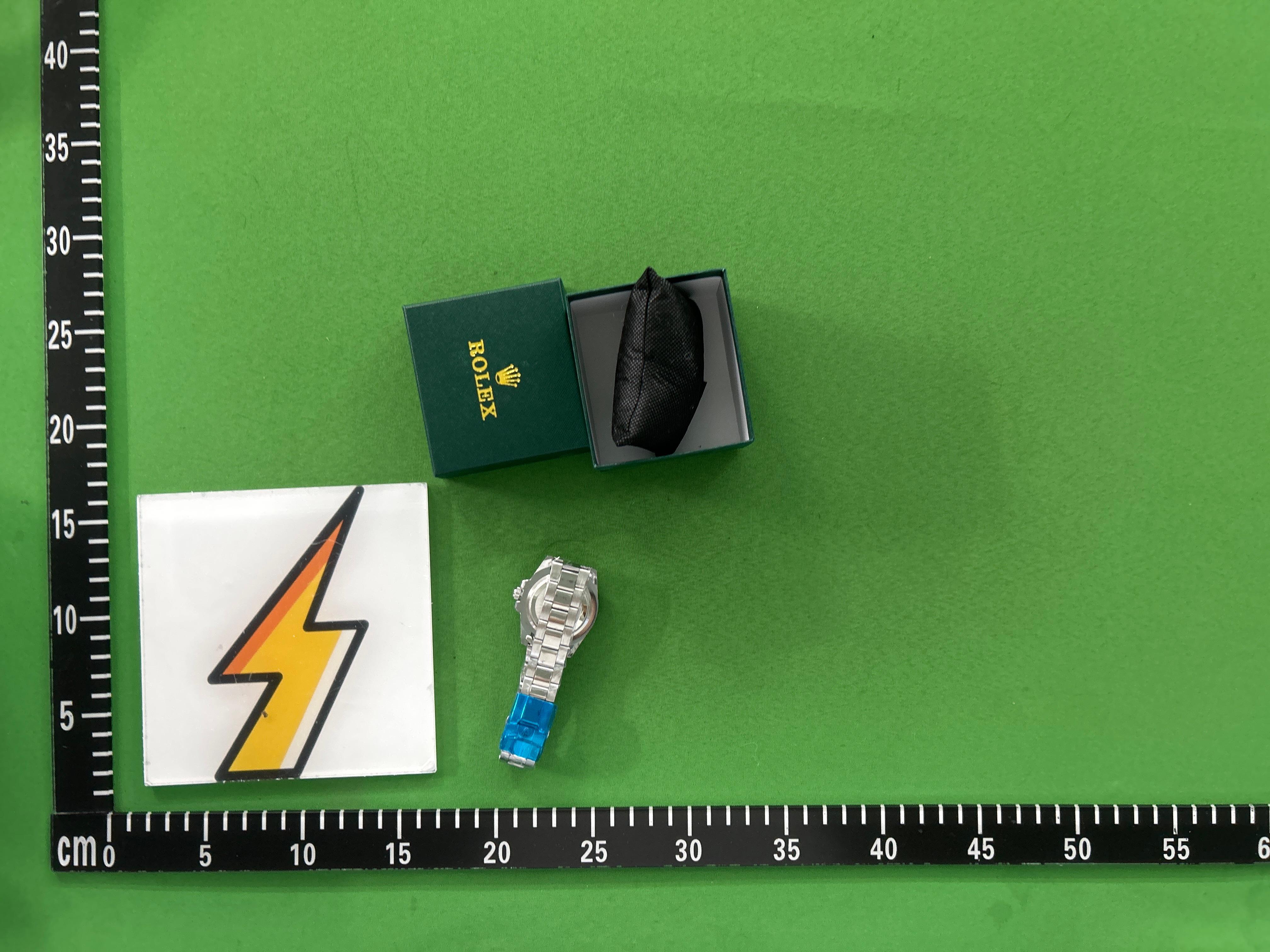 Foto QC 3 de Rolex Submariner 16610LV