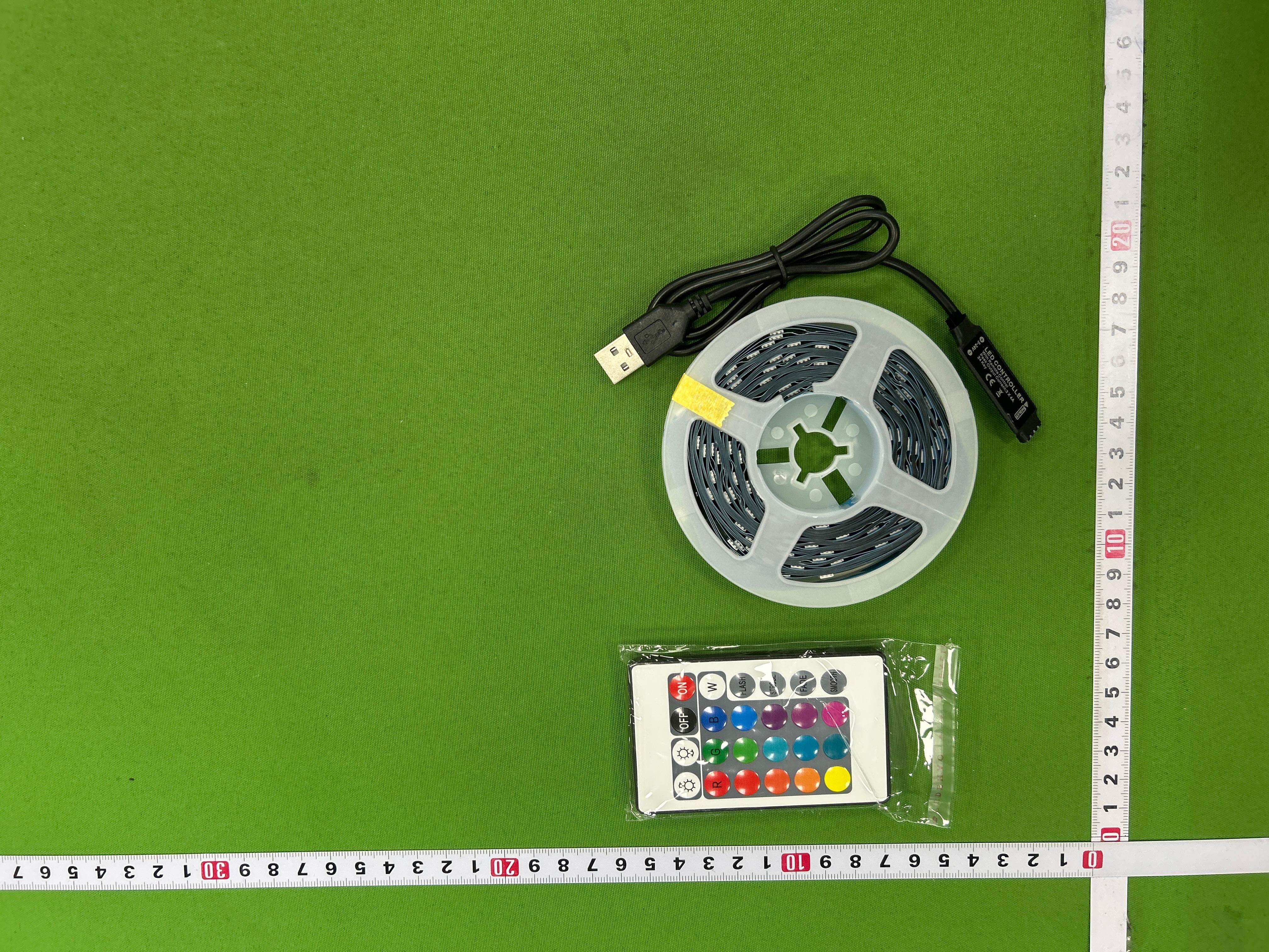 Foto QC 3 de Generic LED Strip Light Kit 5050 RGB 5V Bluetooth with 24-Key Remote Waterproof Multicolor