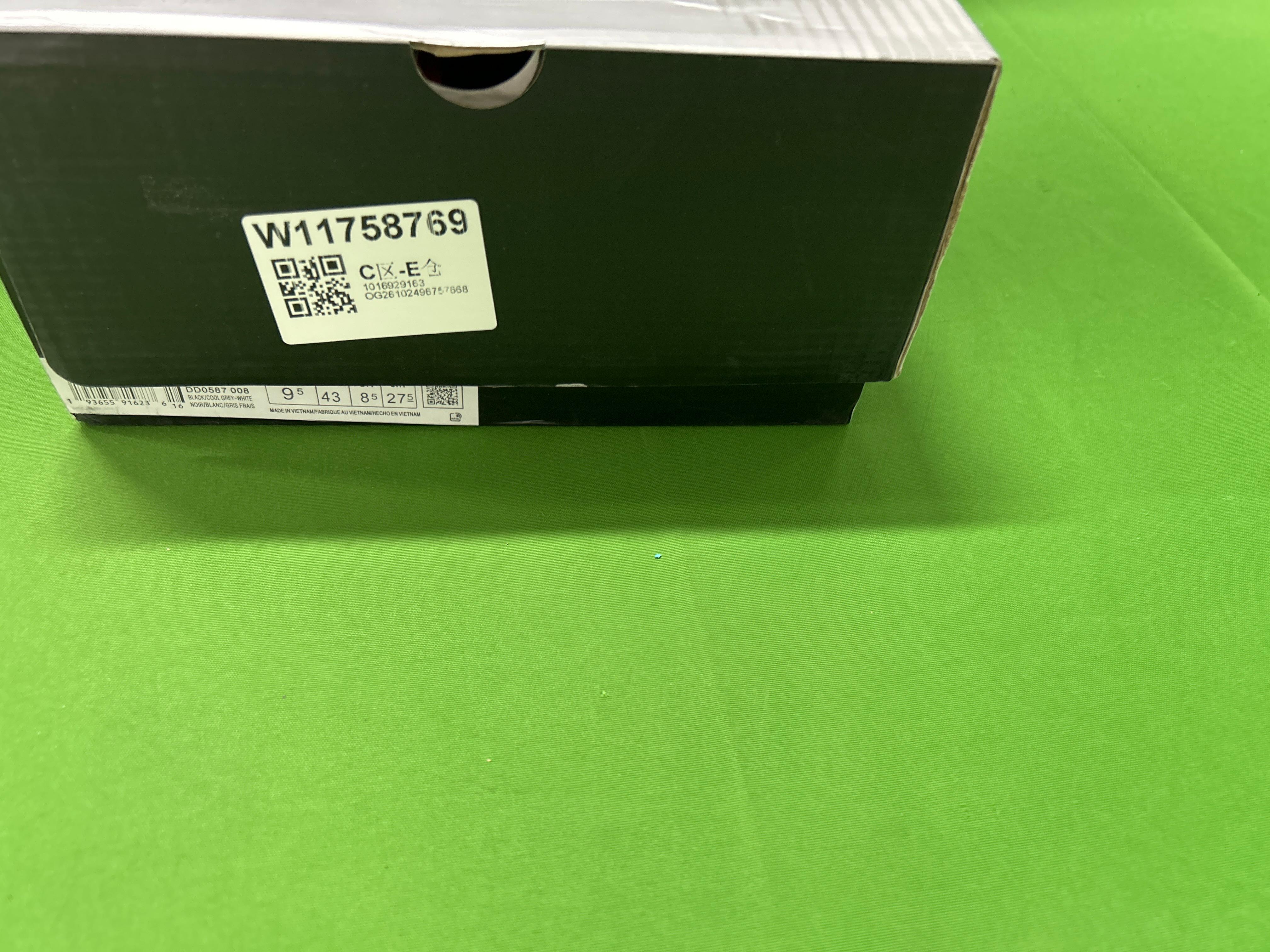 Foto QC 1 de Jordan 5 Retro Medium Soft Pink HQ7978-102