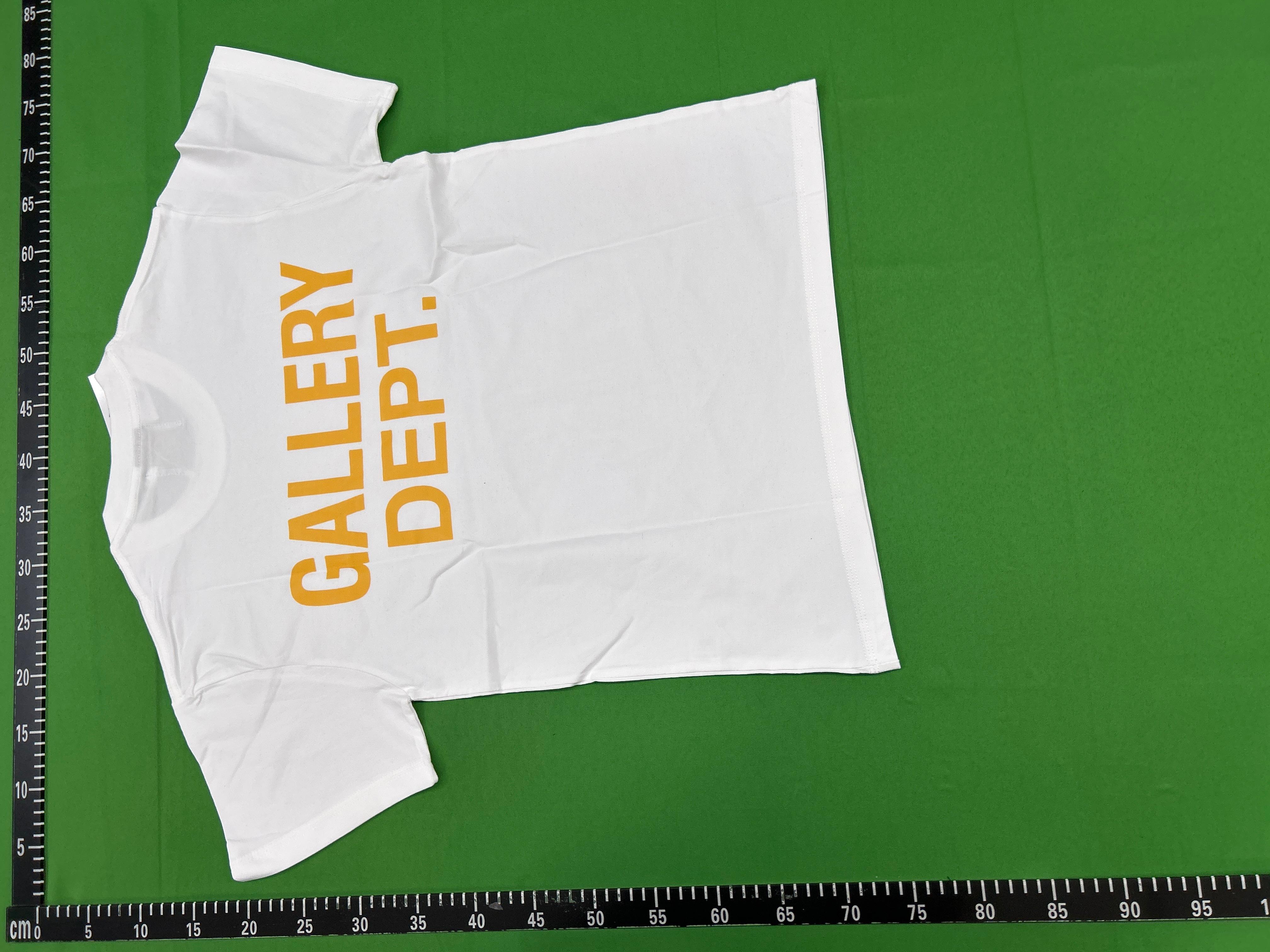 Foto QC 8 de Gallery Dept. Hollywood Logo T-shirt Black
