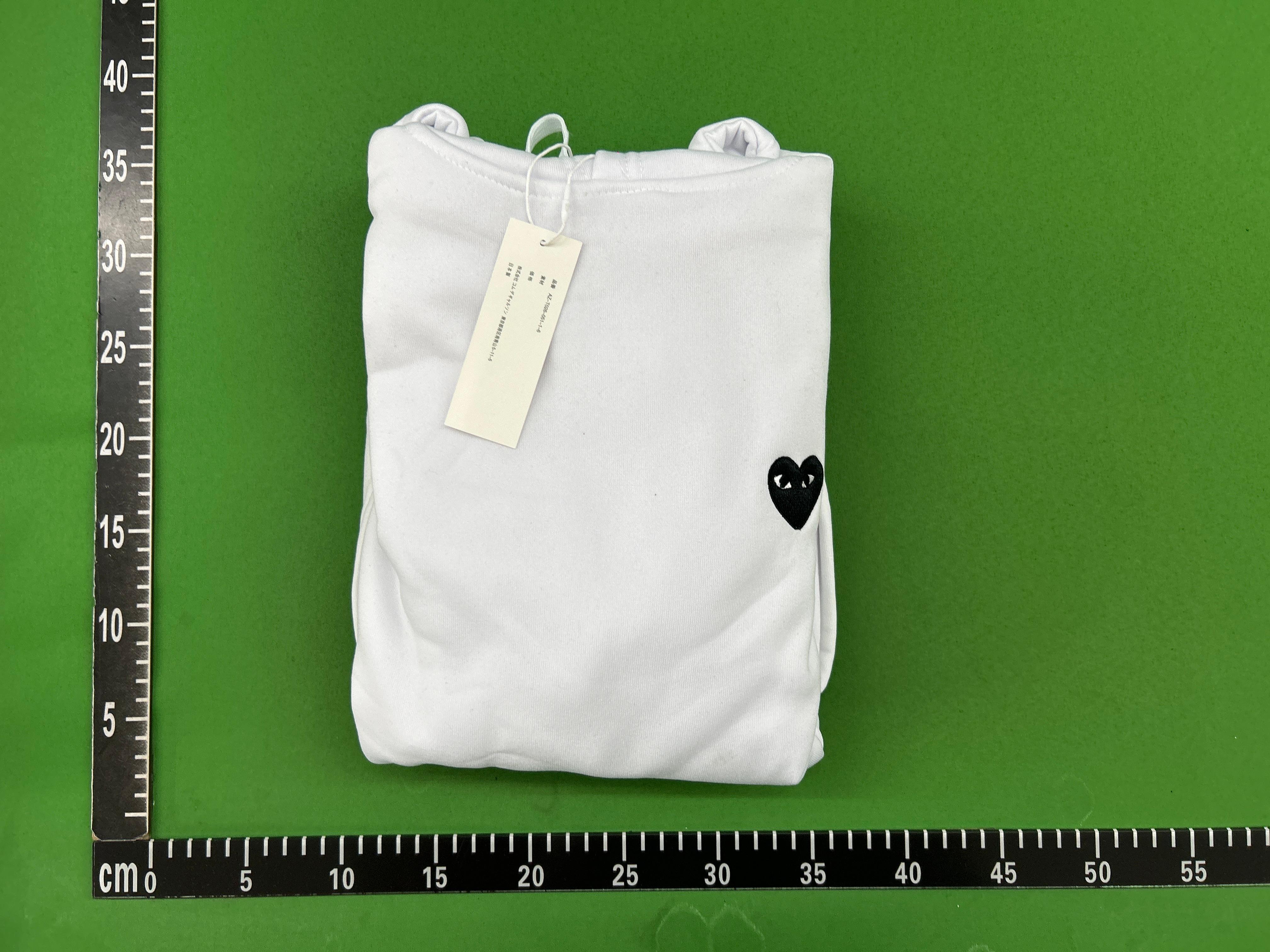 Foto QC 1 de COMME des GARÇONS PLAY Hoodie Grey