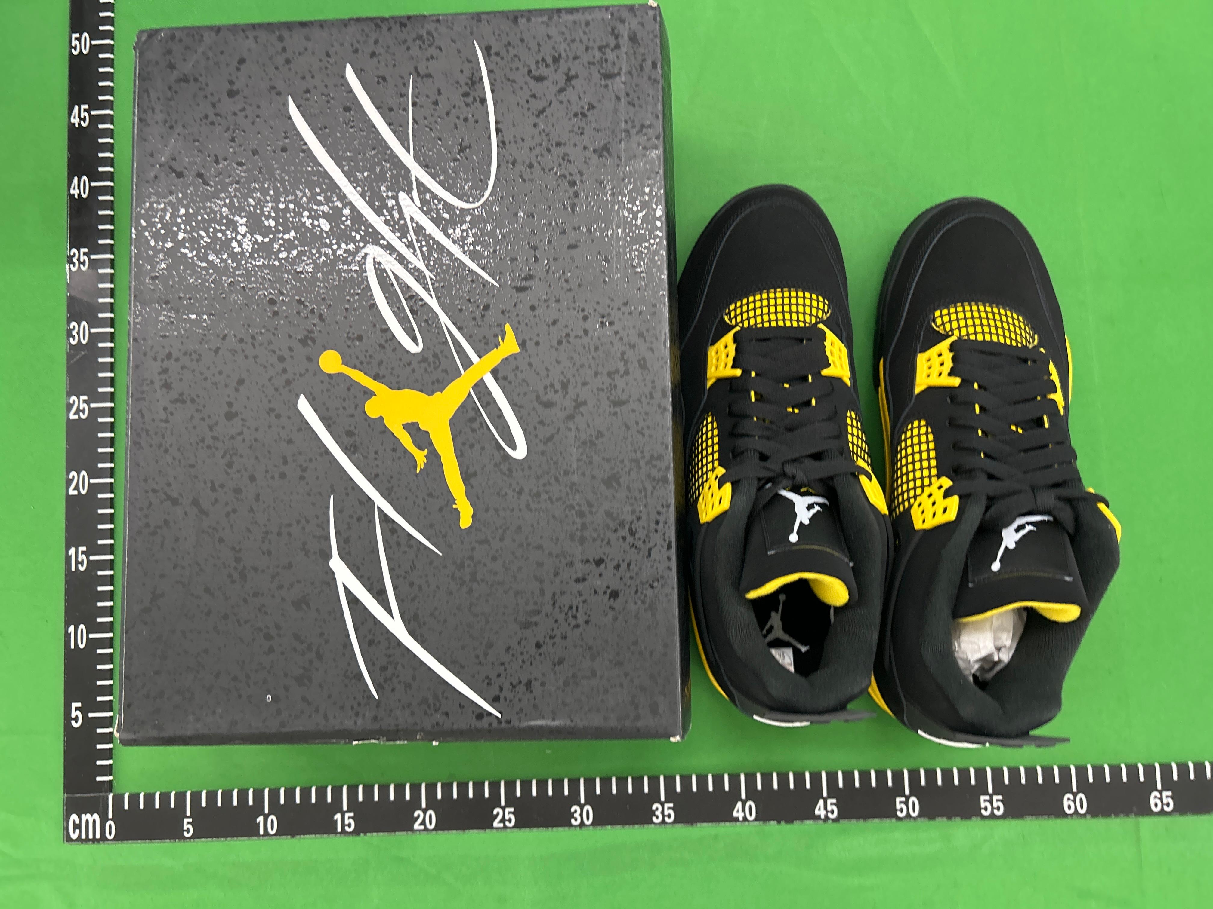 Foto QC 3 de Jordan 4 Retro Black Cat CU1110-010