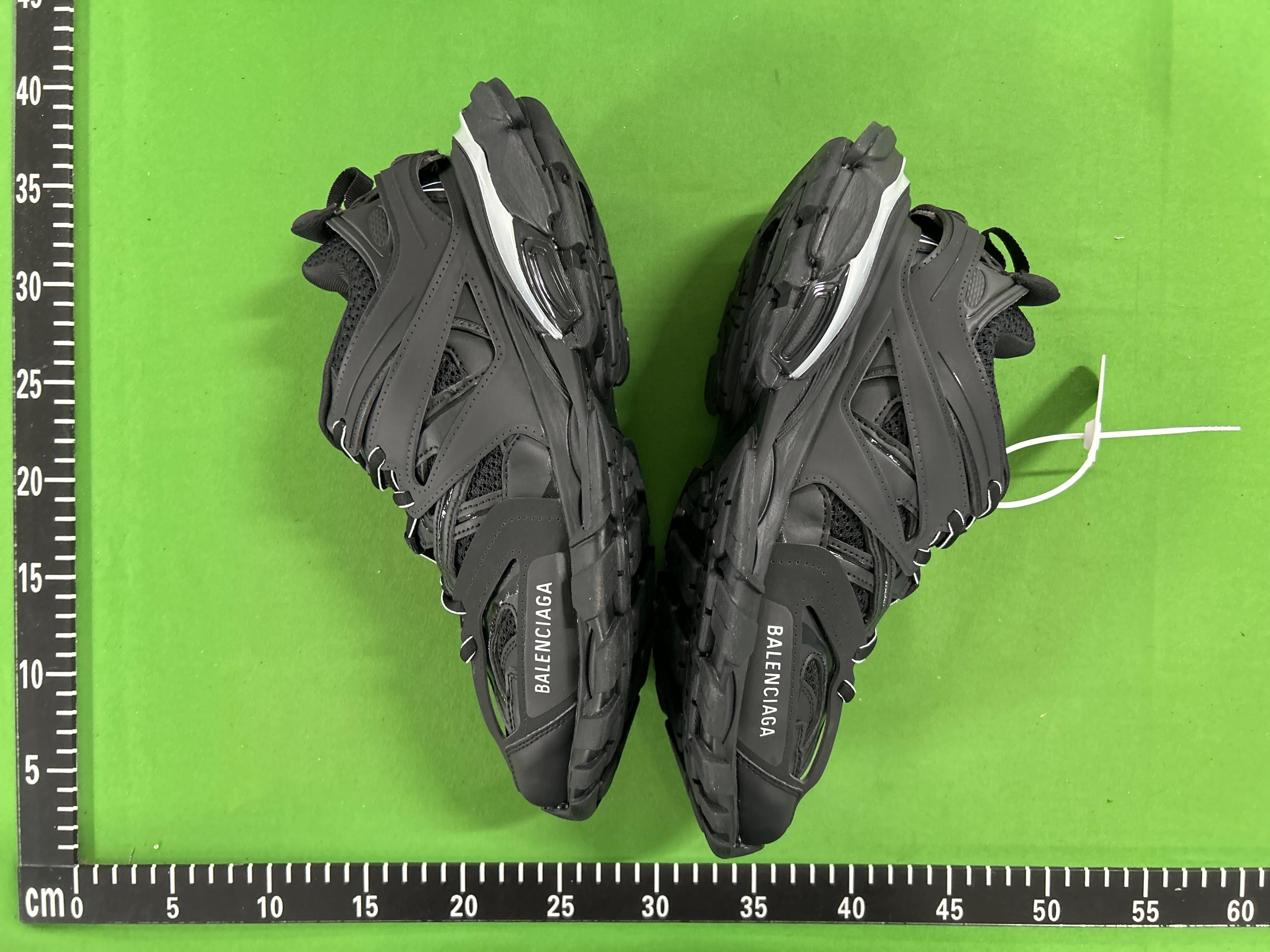 Foto QC 5 de Balenciaga Track LED Trainer Black White 542023 W3AC1 1090