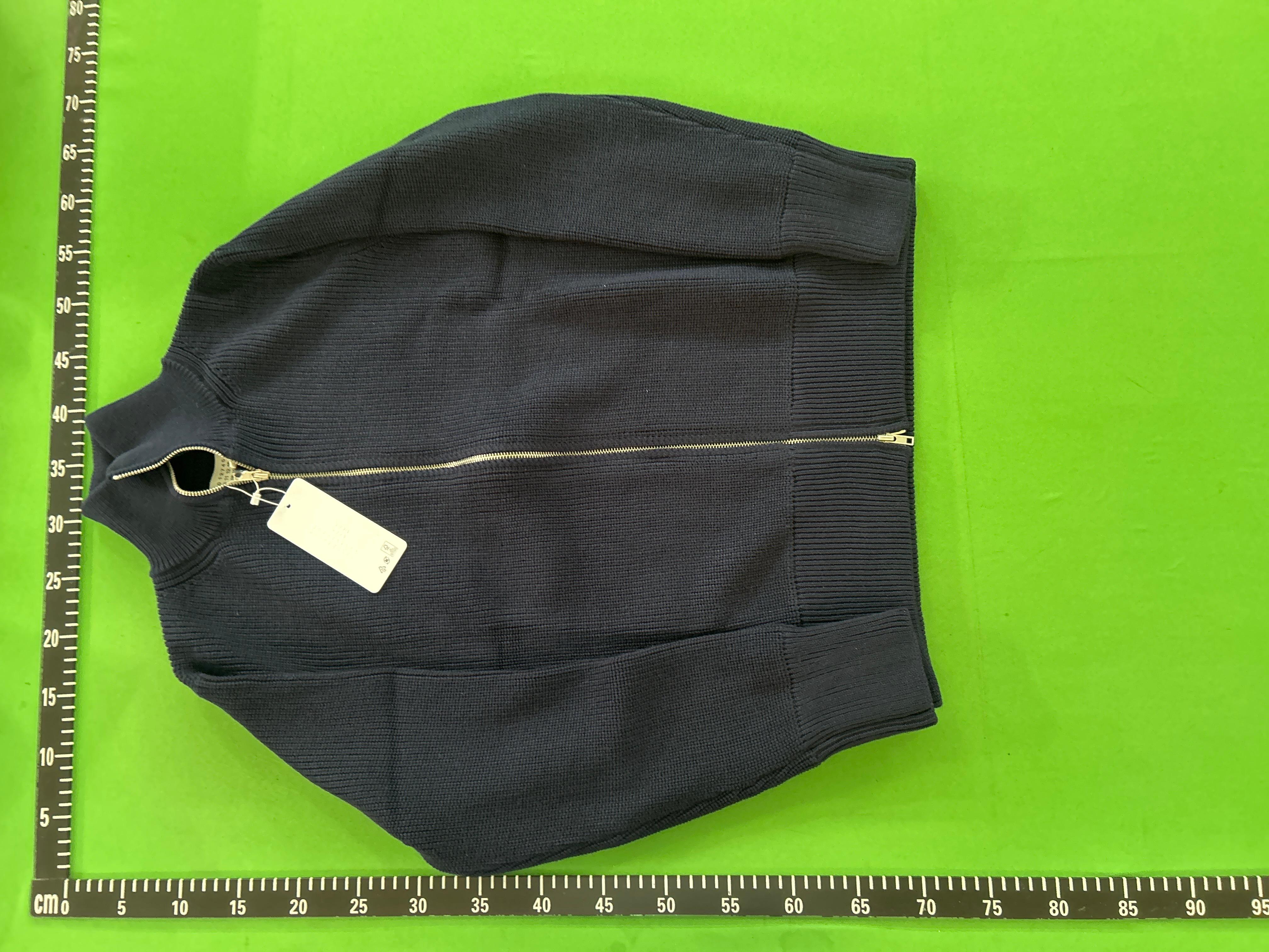 Foto QC 7 de Maison Margiela Zip Sweater Ribbed Black