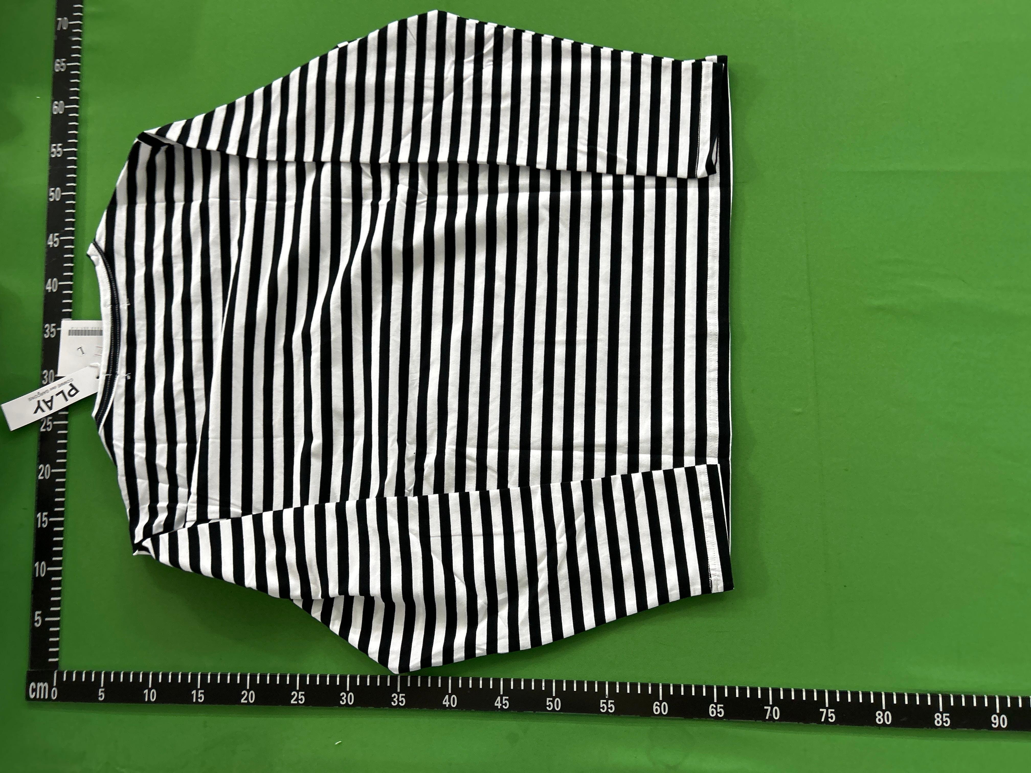 Foto QC 4 de Comme des Garçons Play Sweater Red Heart Hoodie White