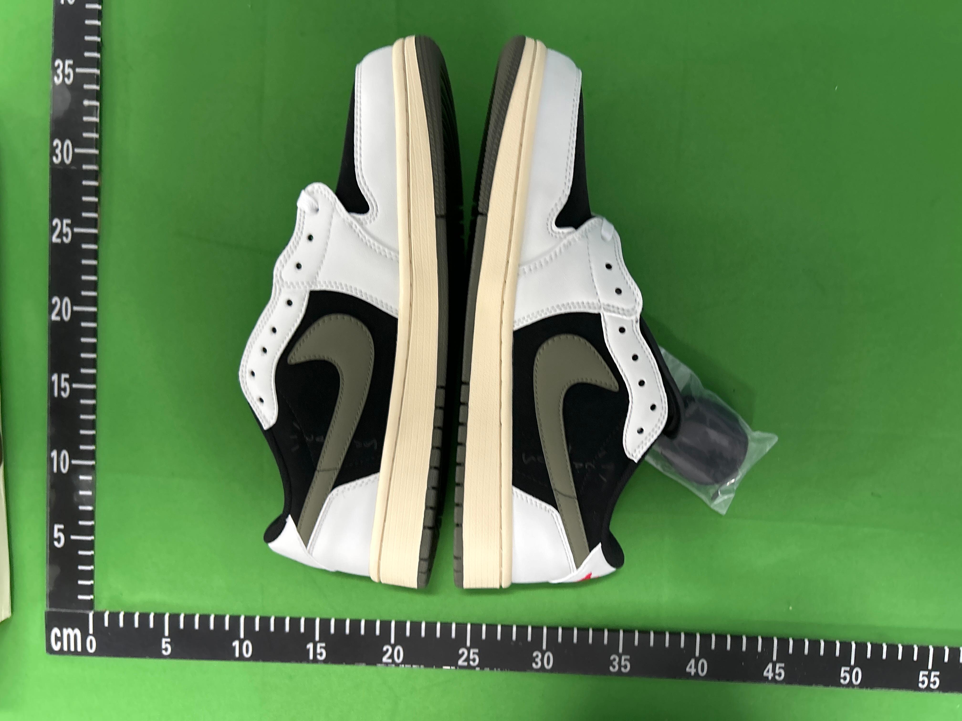 Foto QC 4 de Jordan 1 Retro Low OG SP Travis Scott Black Phantom DM7866-001