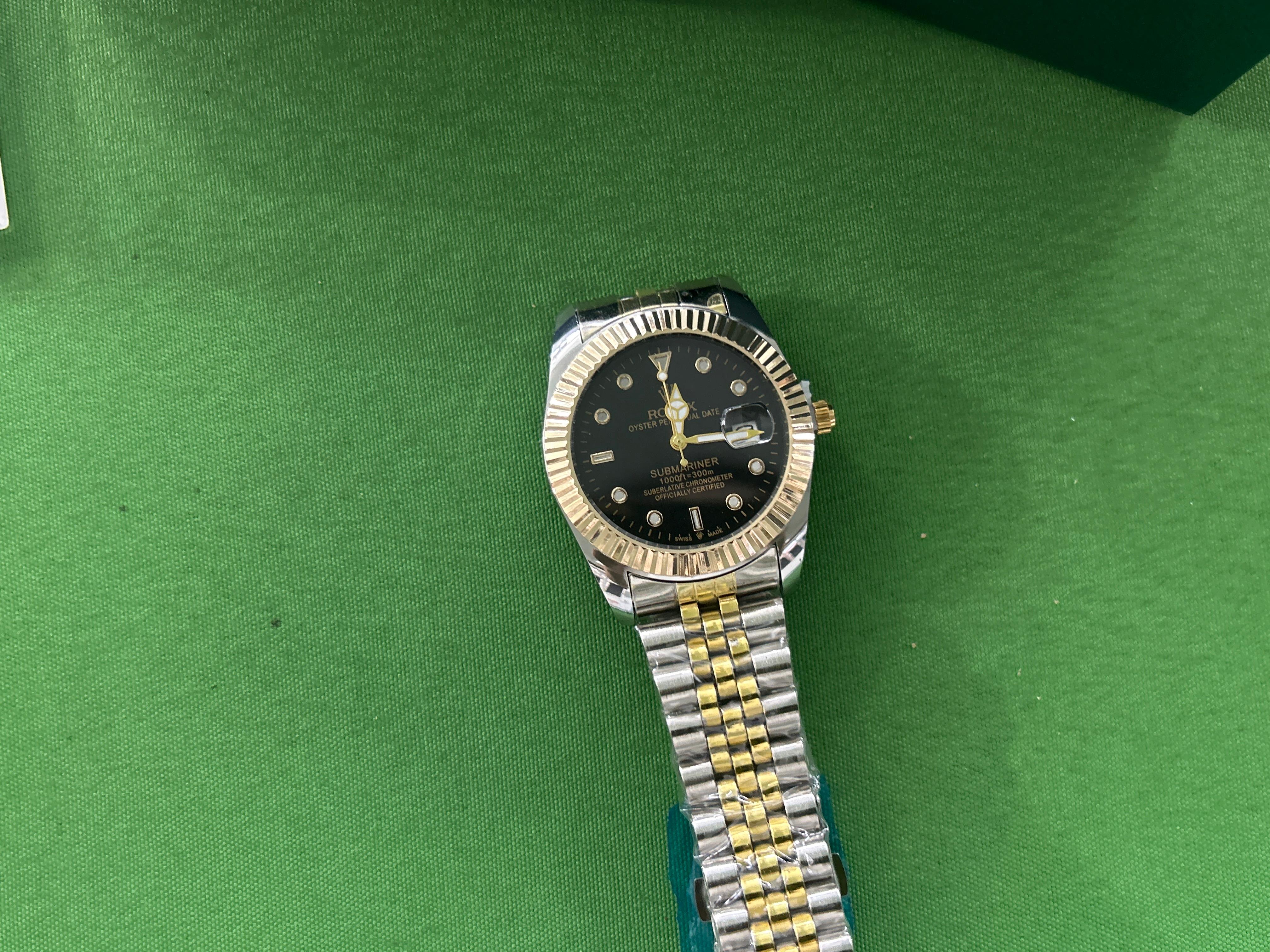 Foto QC 1 de Rolex Submariner Green Dial Two-Tone Jubilee