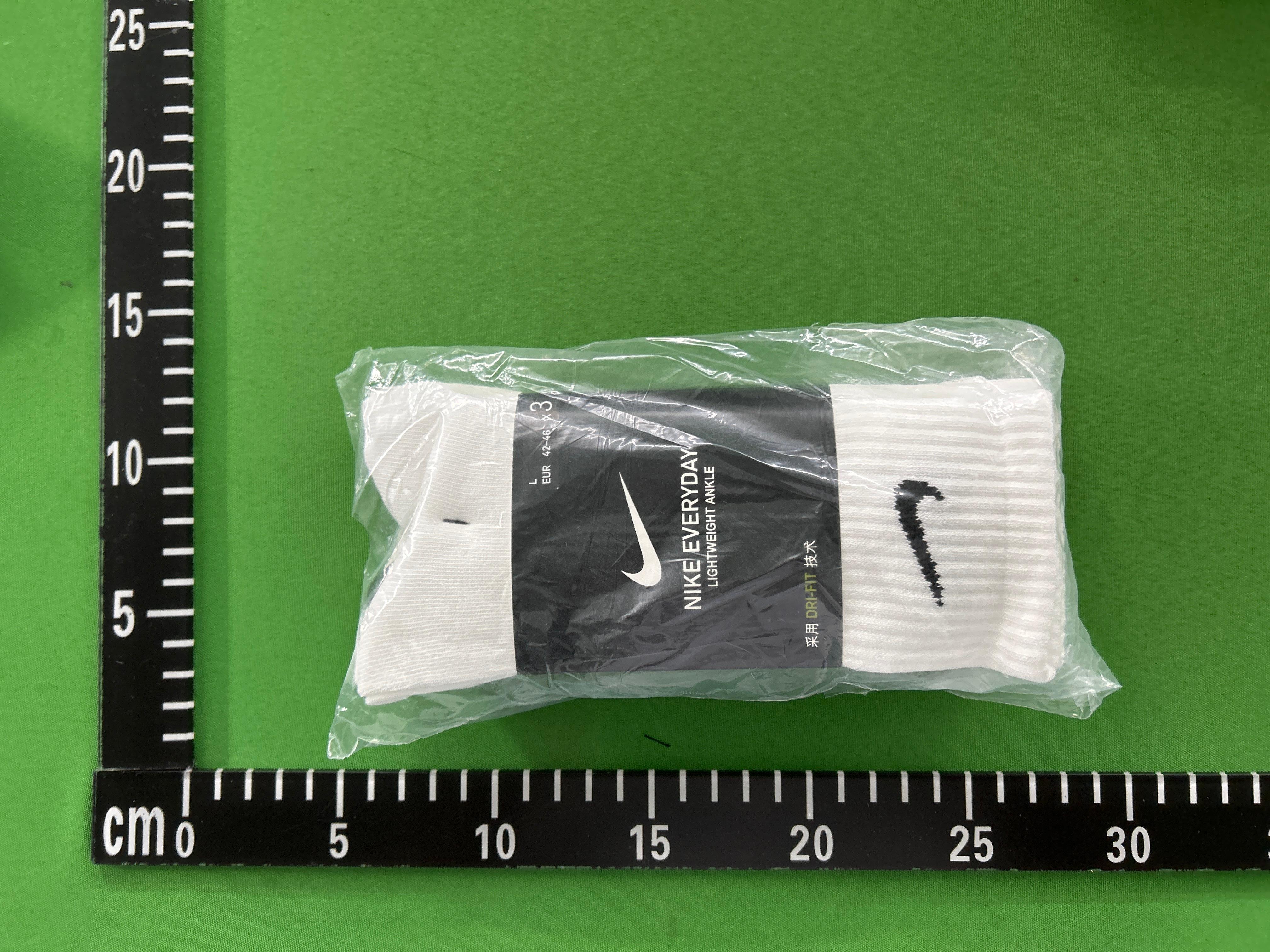 Foto QC 6 de Nike Crew Socks Cushioned Black White Grey