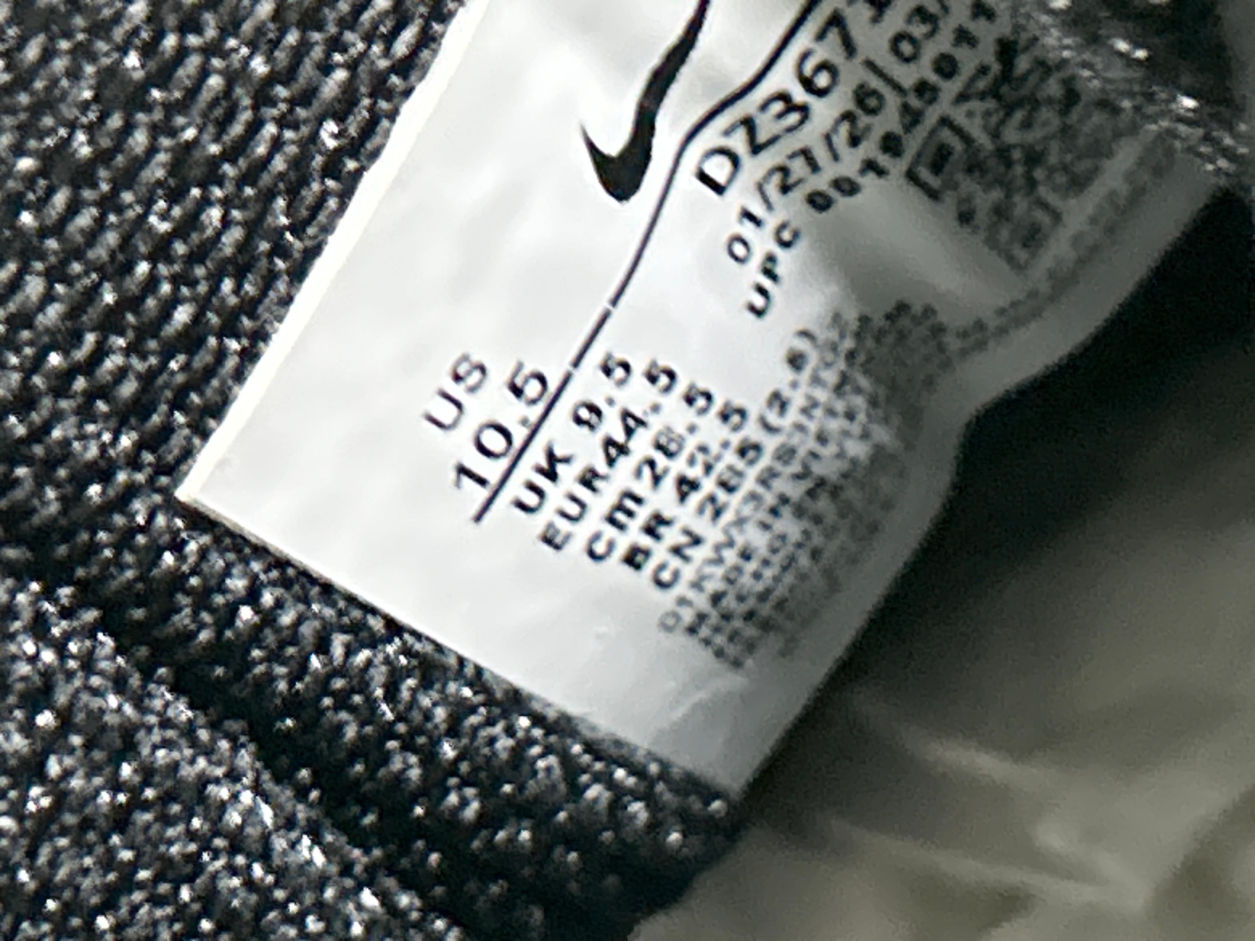 Foto QC 7 de Nike Shox R4 QS Natural Metallic Silver IO4544-100