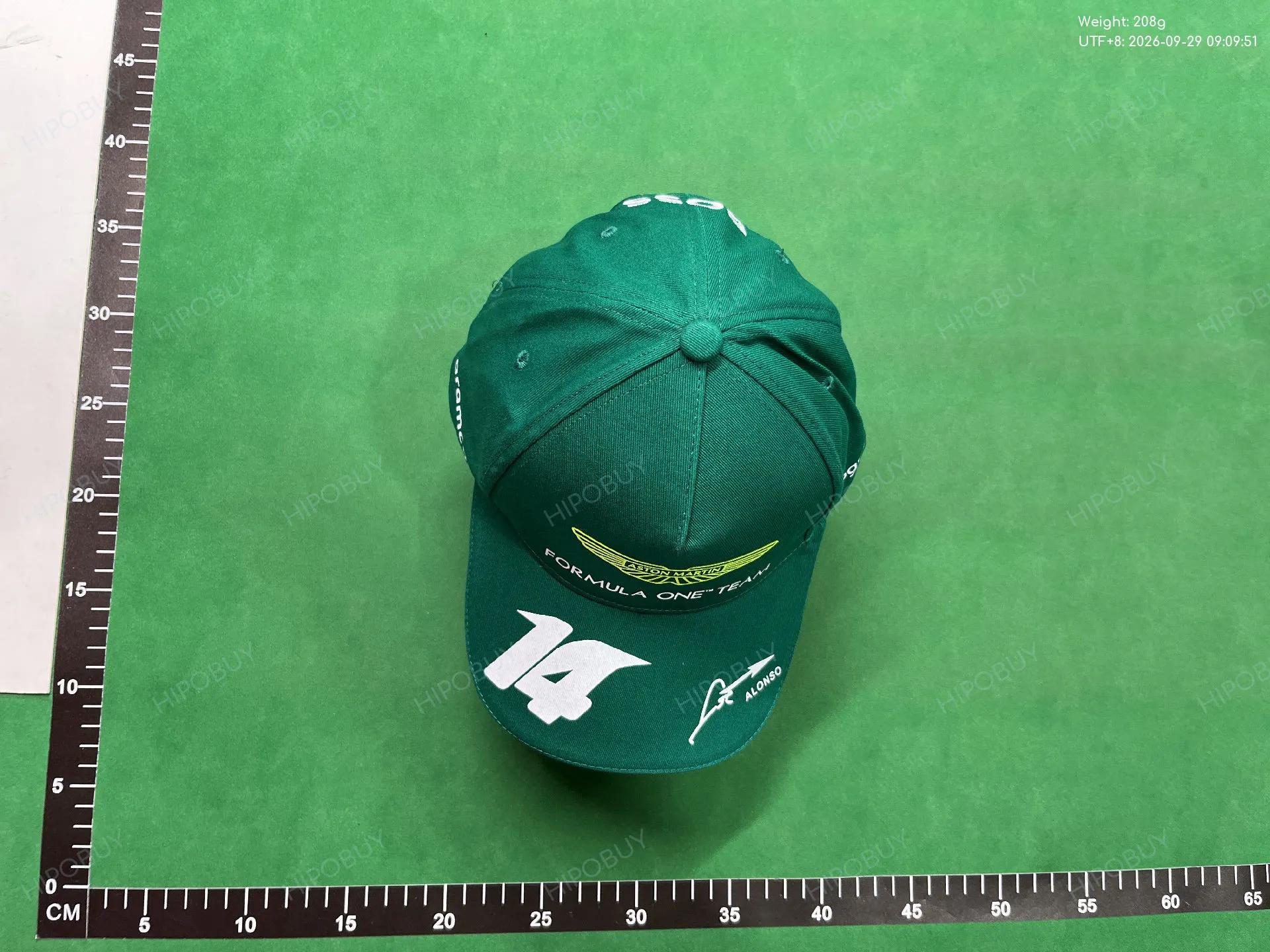 Foto QC 7 de Aston Martin Formula One Team Cap Grey