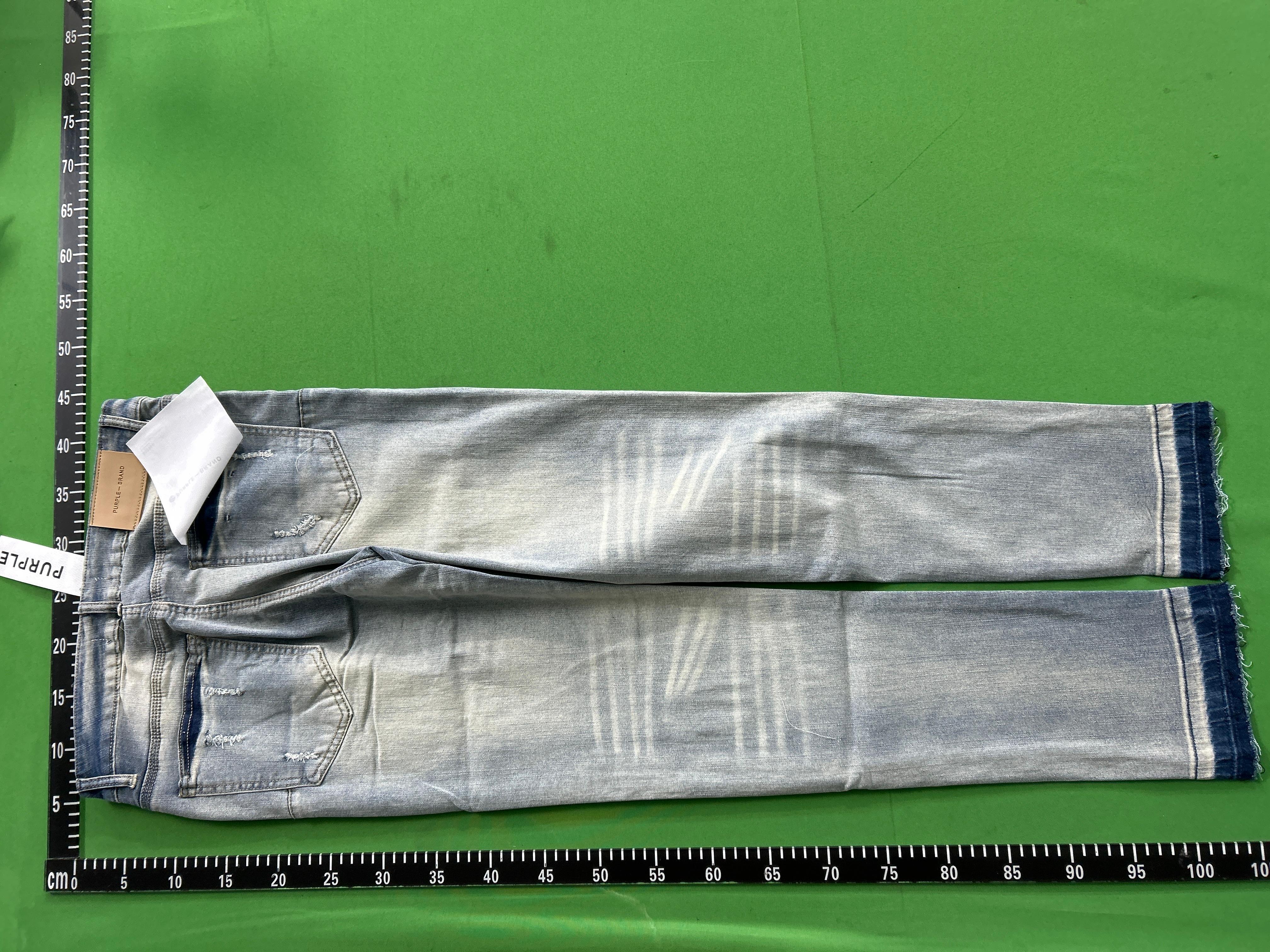 Foto QC 4 de Purple Brand Jeans Slim Distressed Light Blue