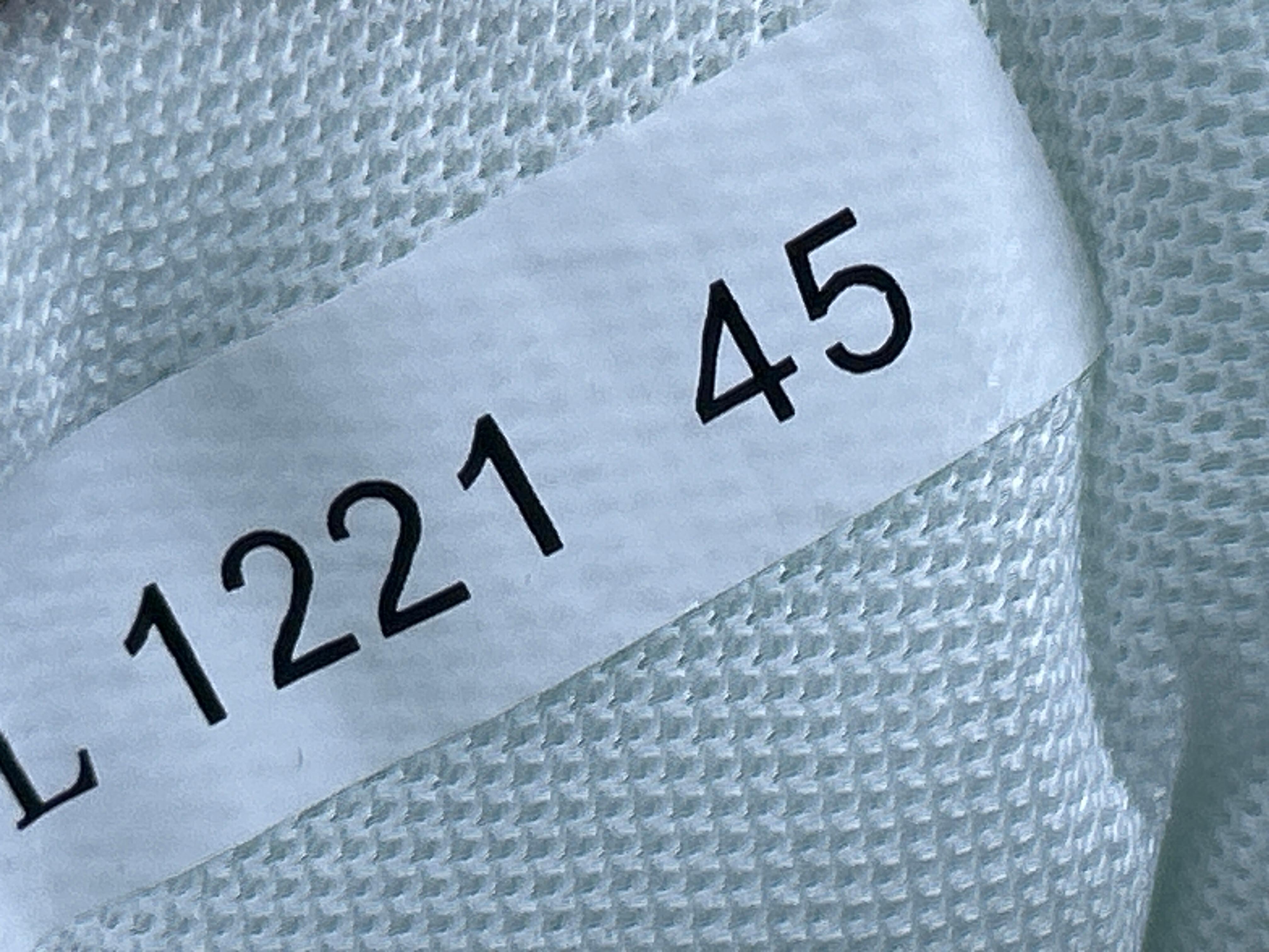 Foto QC 4 de Louis Vuitton Arch Light Grey White 1A43K1