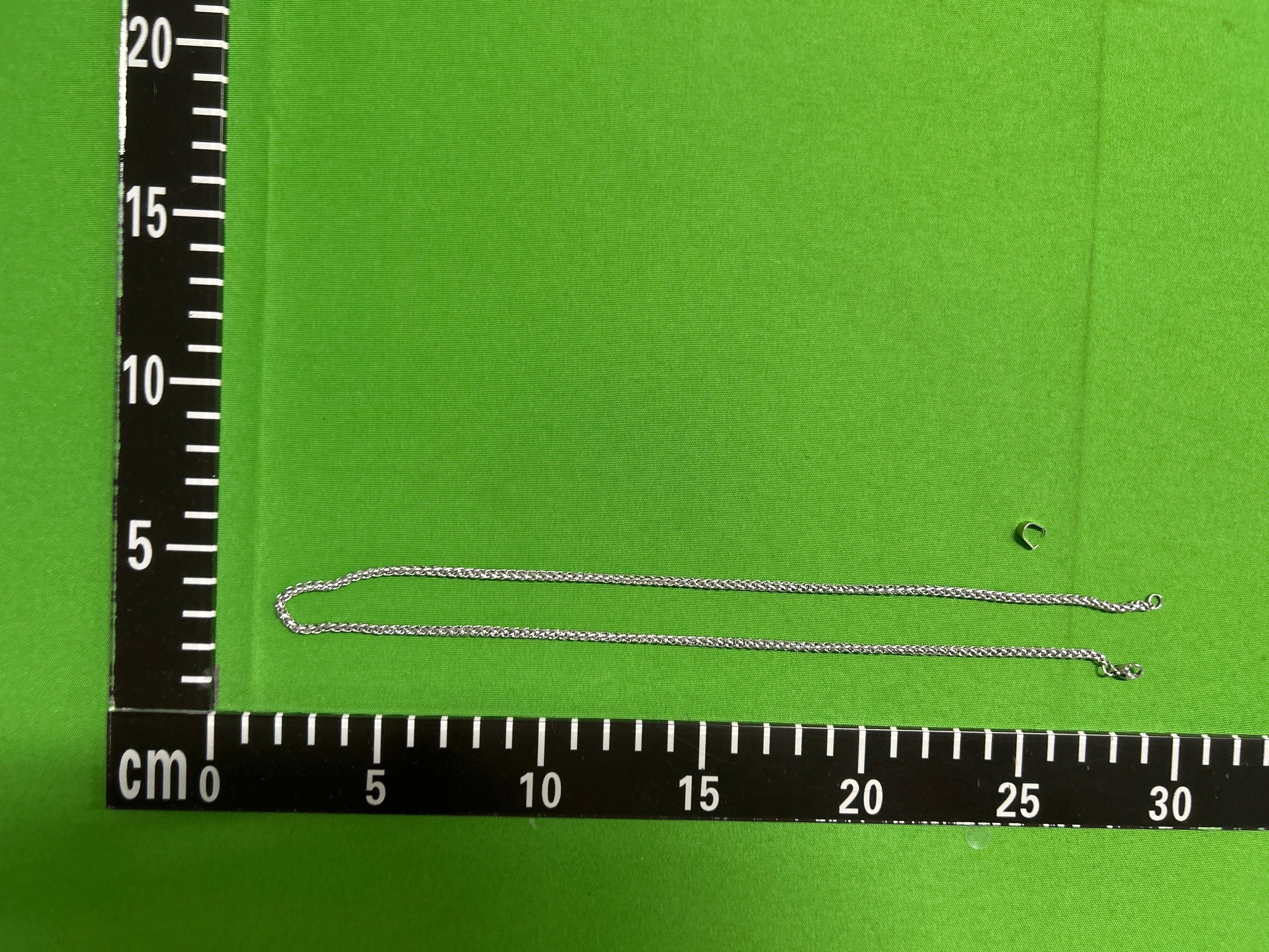 Foto QC 7 de Unbranded Necklace Metal Silver
