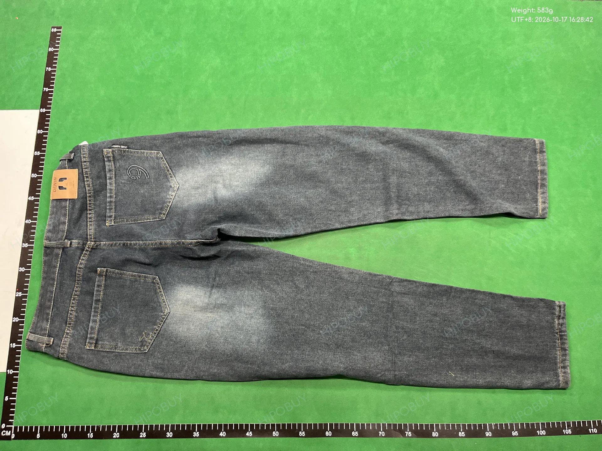 Foto QC 3 de Burberry Jeans Equestrian Knight B Patch Washed Blue