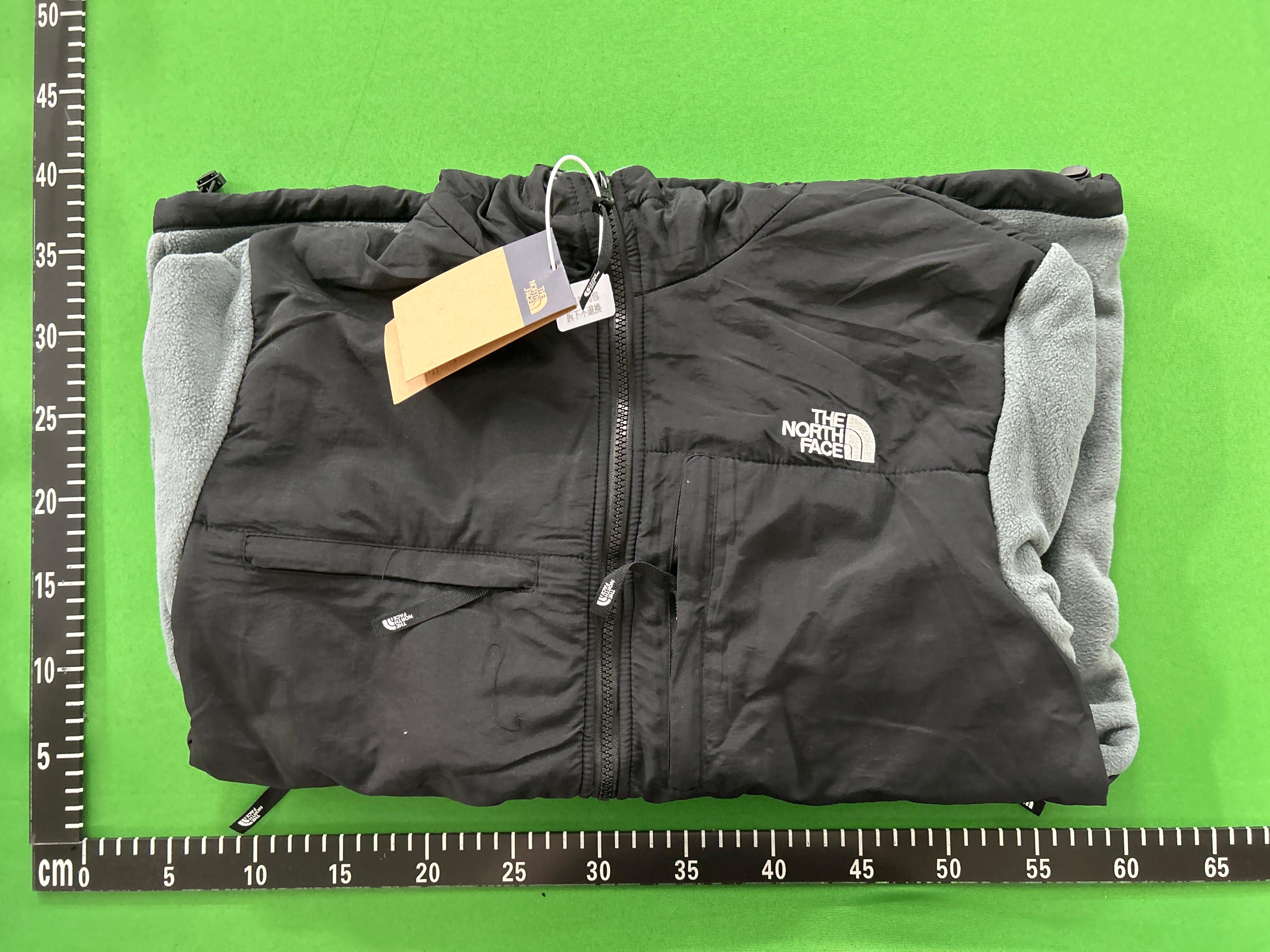Foto QC 5 de The North Face Fleece Hooded Jacket Black