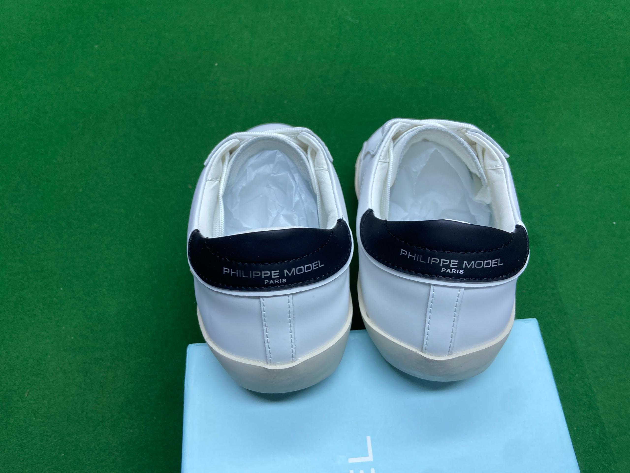 Foto QC 4 de Philippe Model PRSX Low White Black