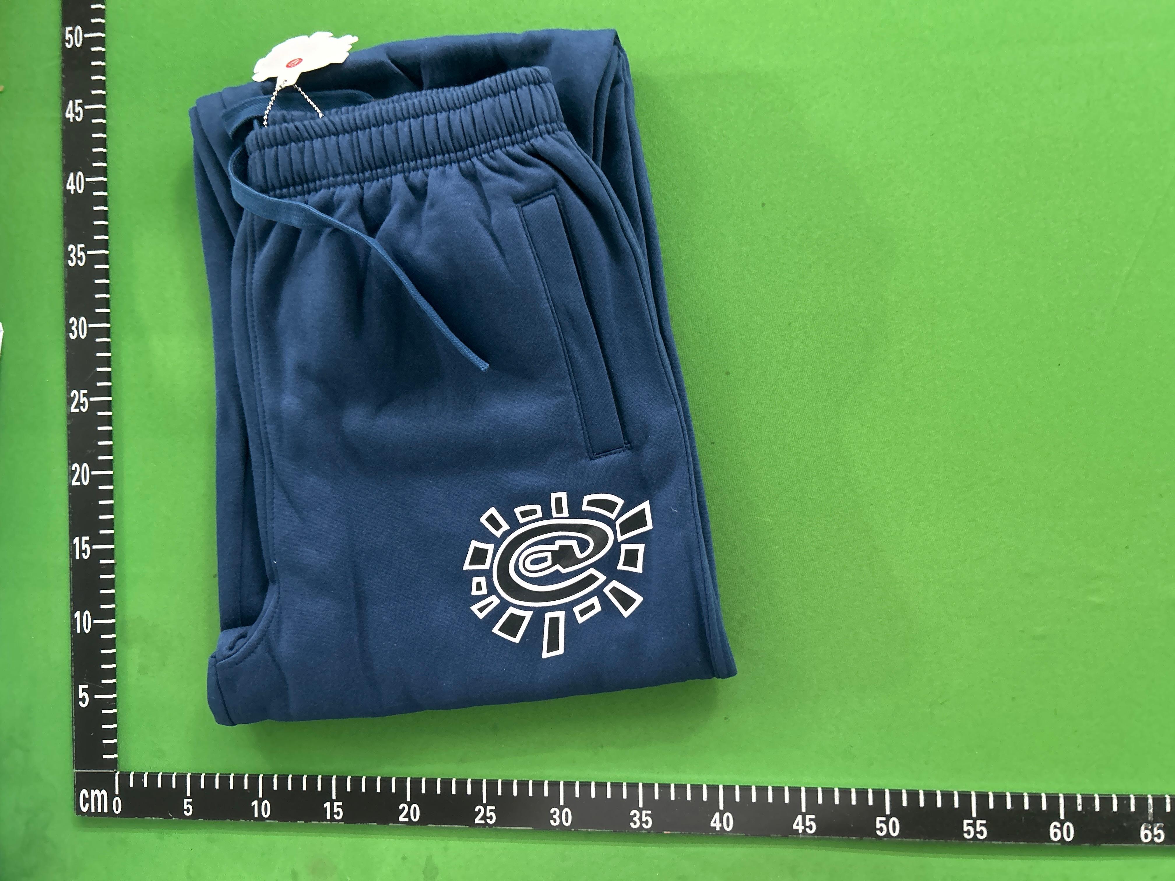 Foto QC 1 de ADWYSD Sun Logo Set 2-Piece Grey