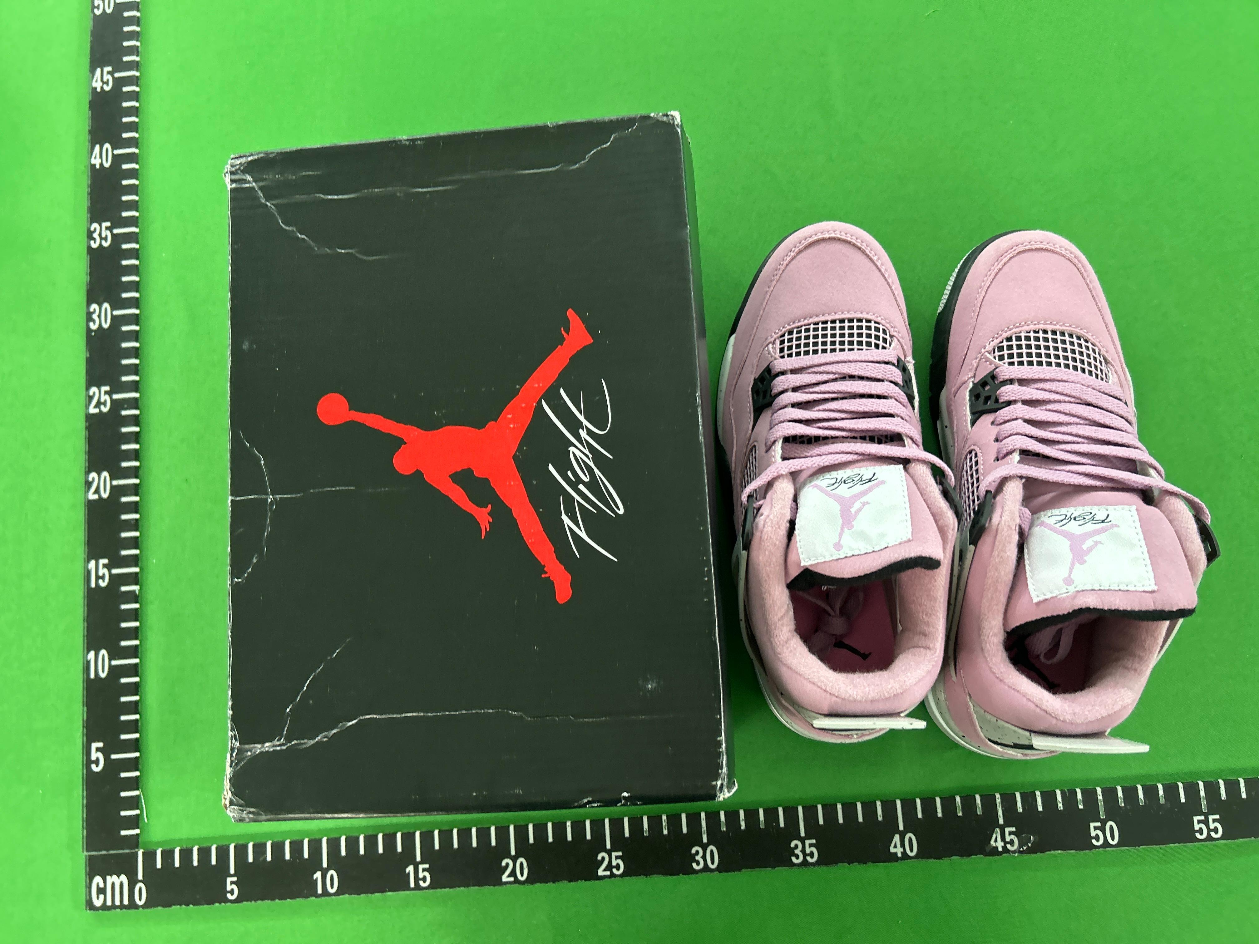 Foto QC 2 de Jordan 4 Retro Frozen Moments AQ9129-001