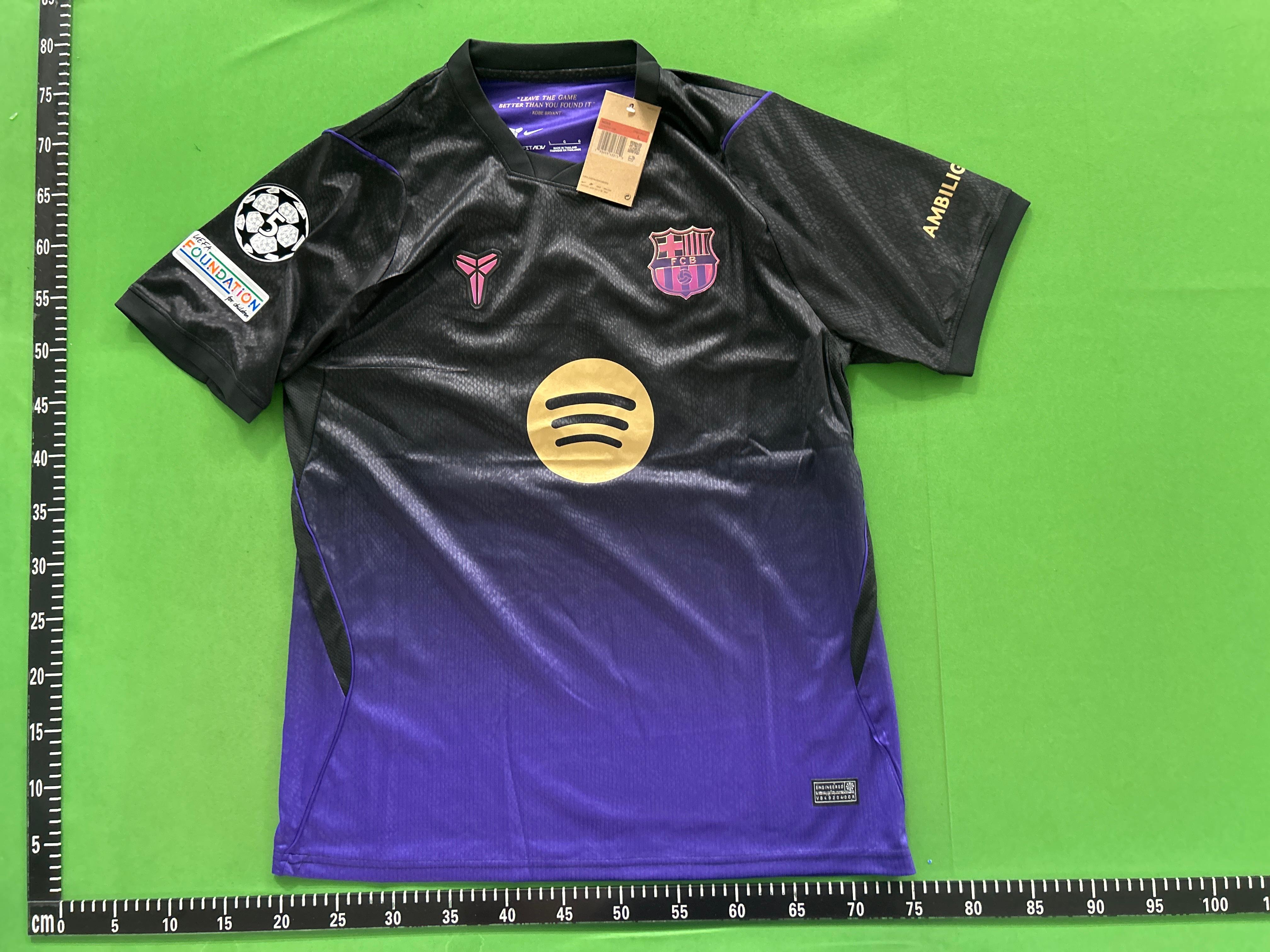 Foto QC 4 de Kobe Bryant x Nike x FC Barcelona 2026/27 Away Lamine Yamal #10 Jersey Black Purple Gold