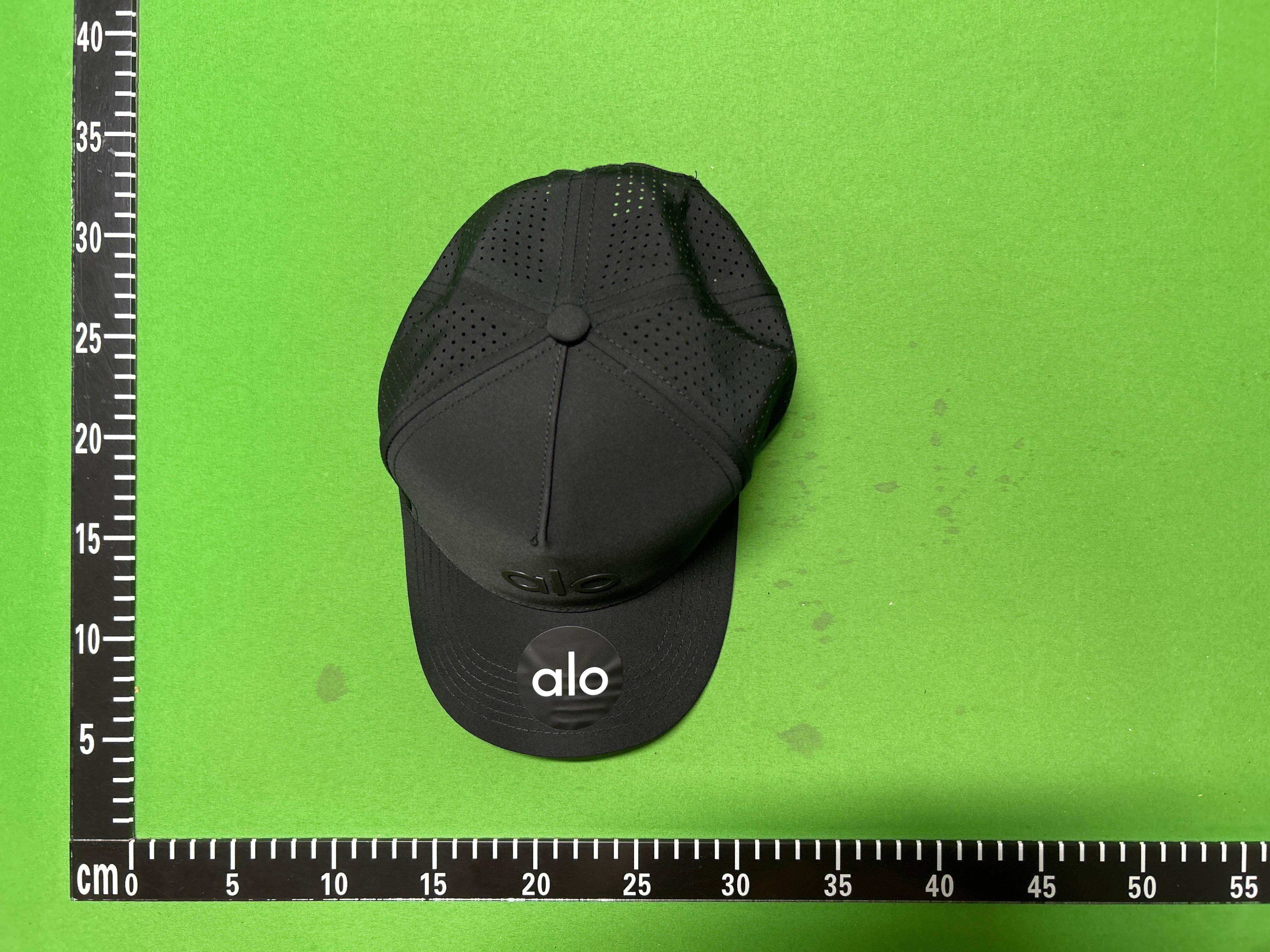 Foto QC 1 de Alo Yoga Performance Off-Duty Cap Black