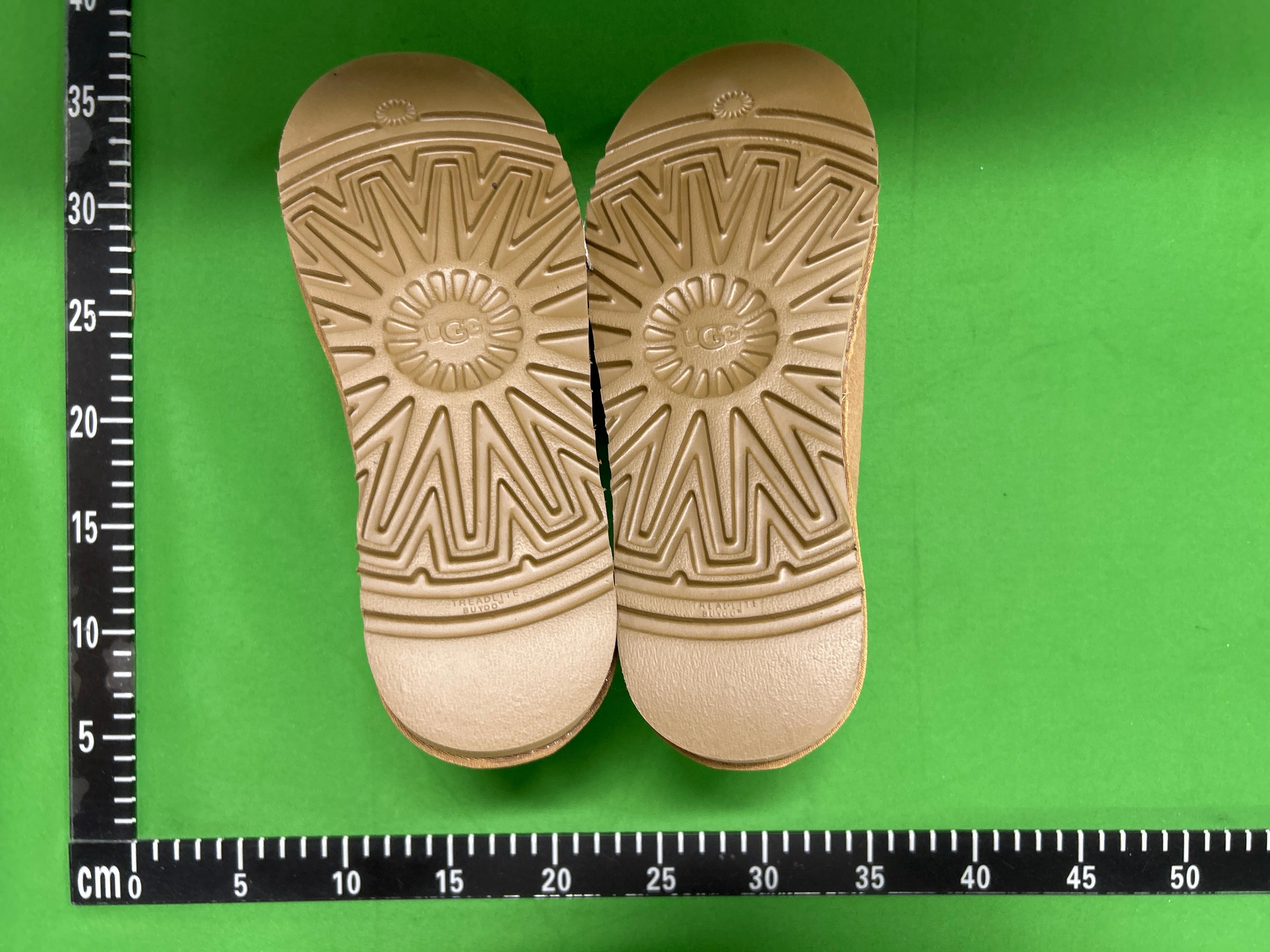 Foto QC 6 de UGG Tasman Suede Slipper Sand