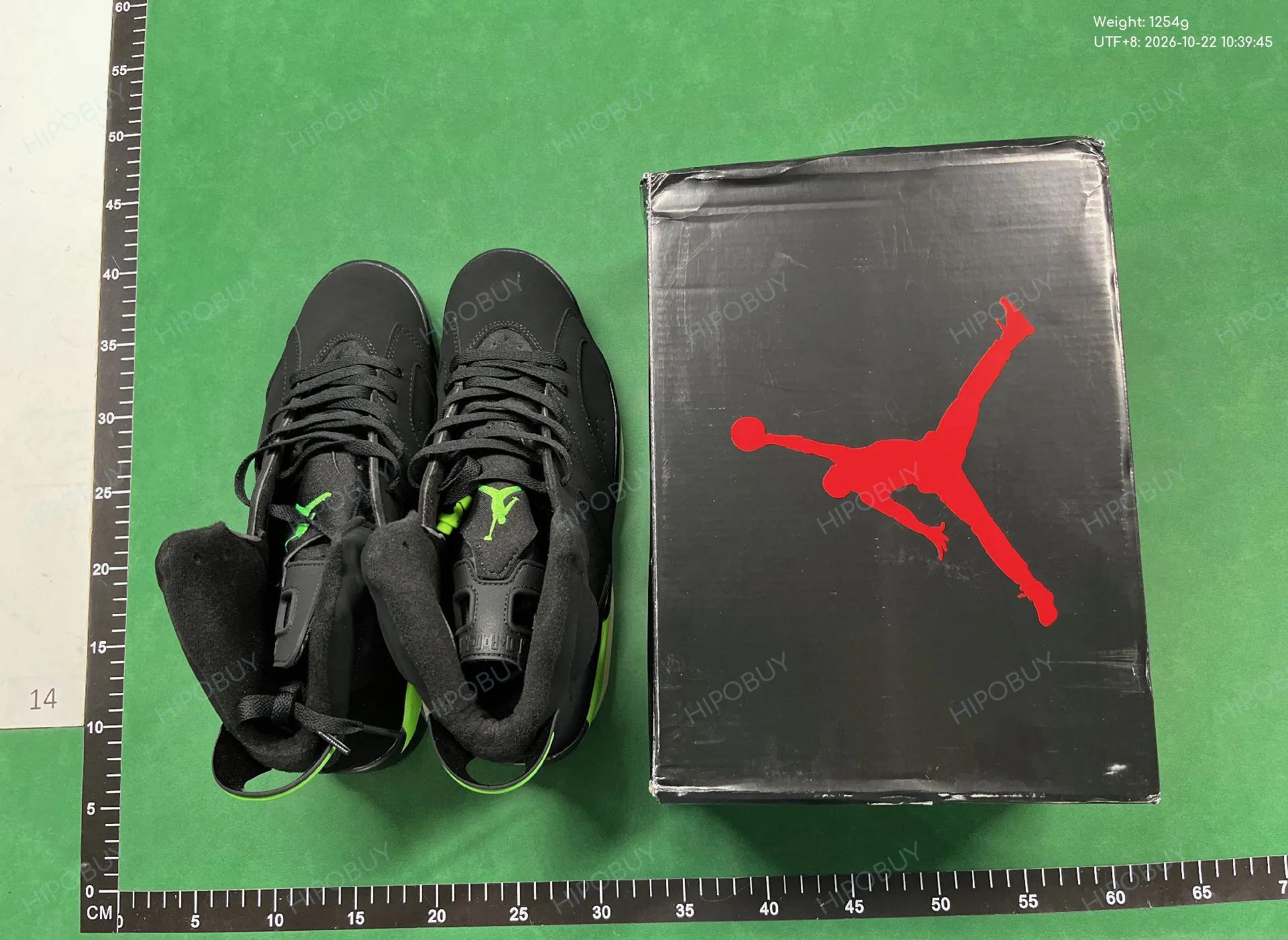Foto QC 1 de Jordan 6 Retro Reverse Oreo CT8529-112