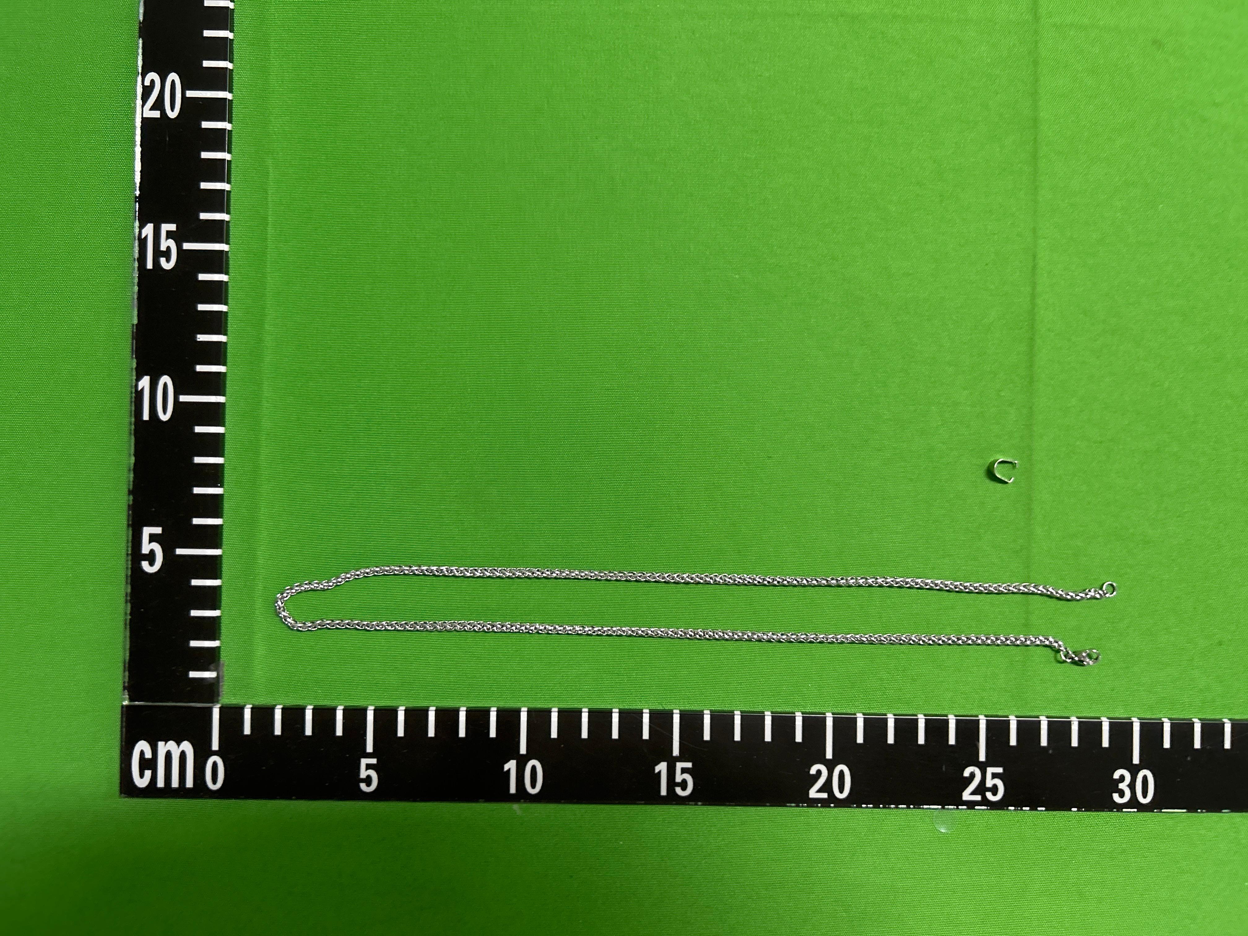 Foto QC 8 de Unbranded Necklace Metal Silver