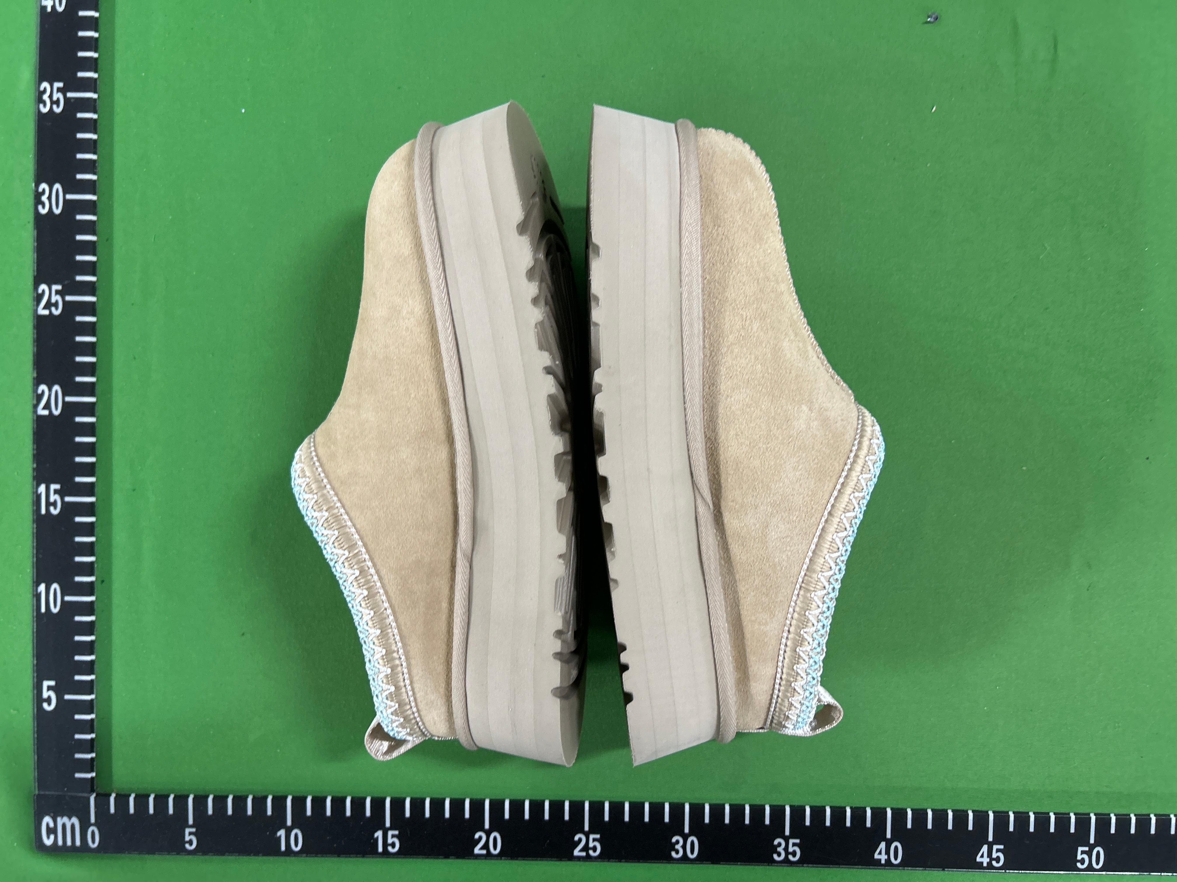 Foto QC 4 de UGG Lowmel Suede Platform Sneakers Brown