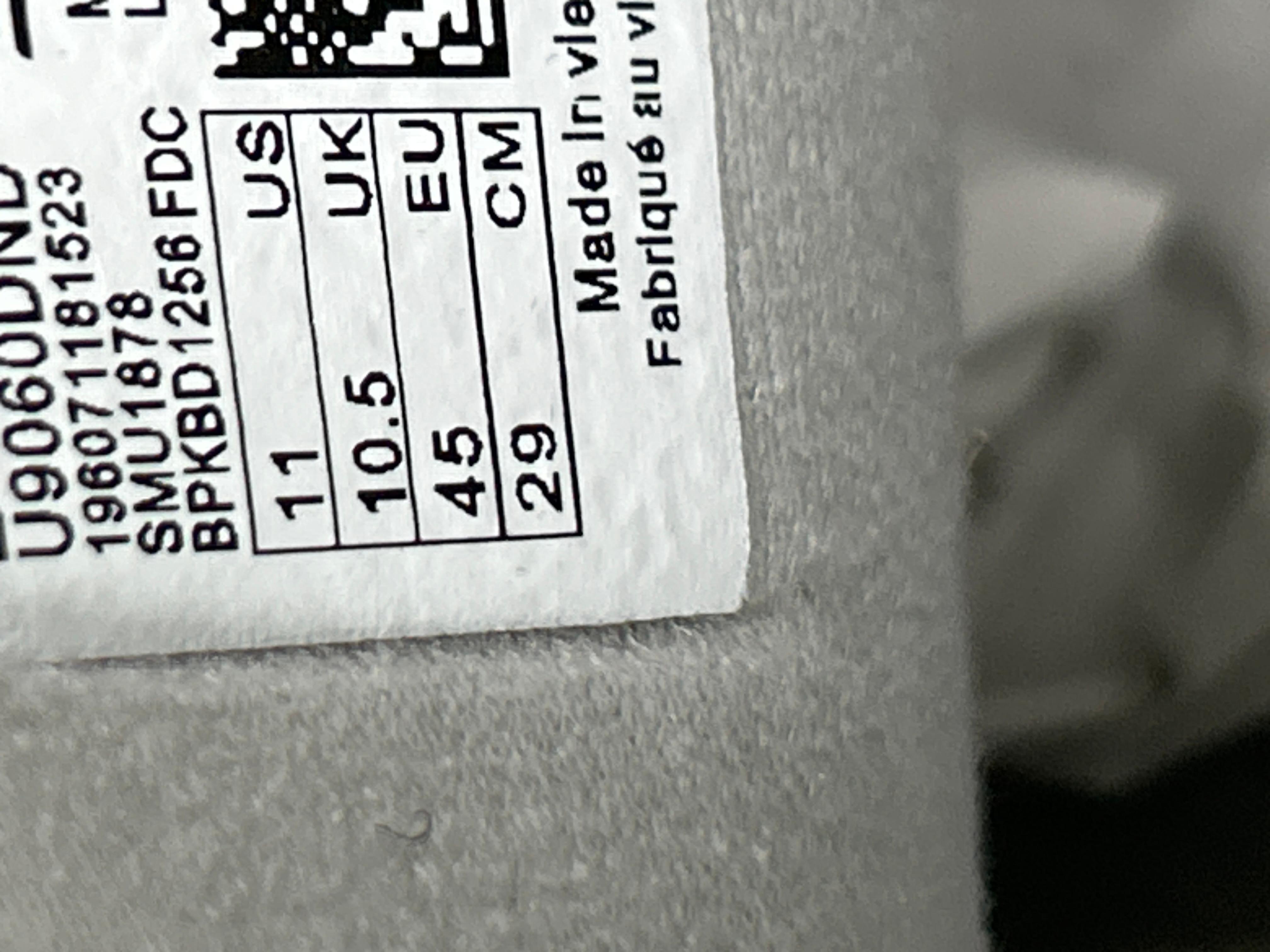 Foto QC 7 de New Balance 9060 Triple Black U9060BBN