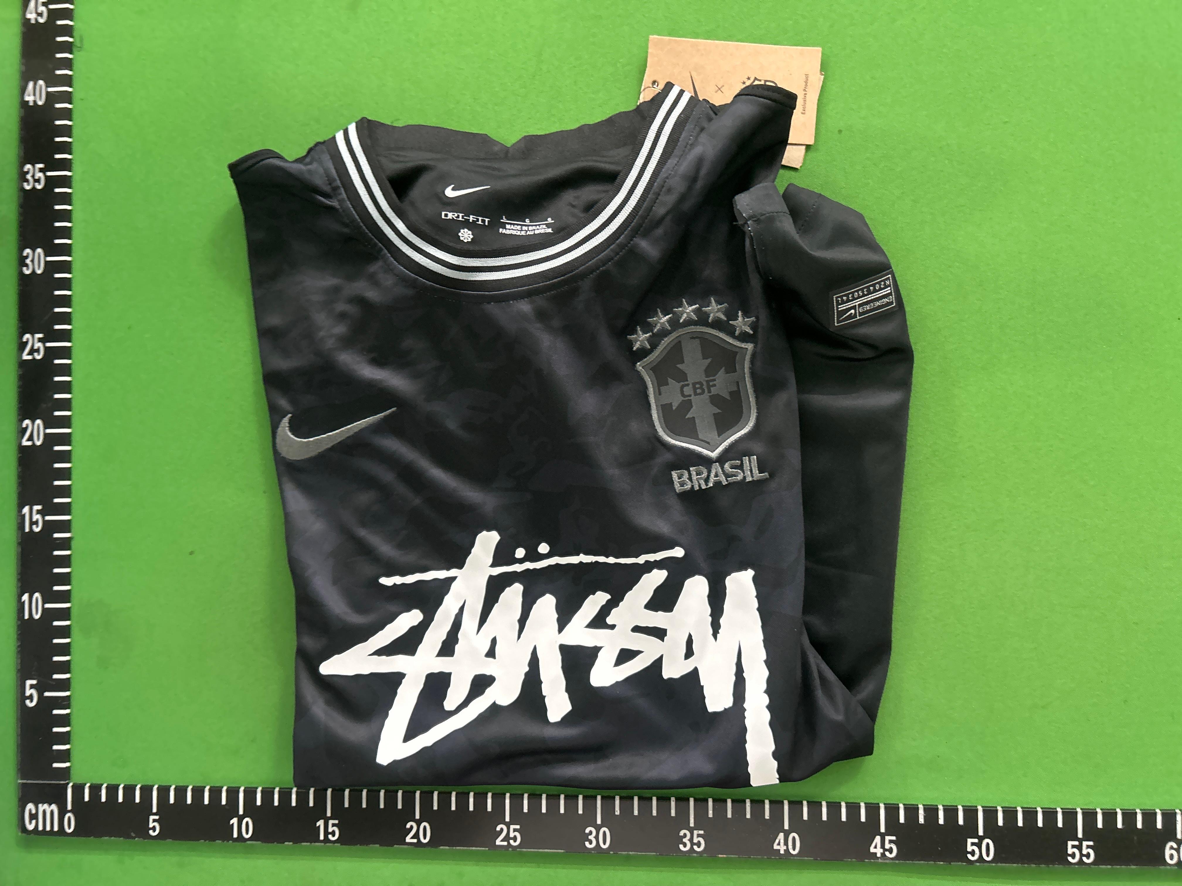 Foto QC 5 de Stussy x Nike x Brasil 2024 Concept Jersey Black