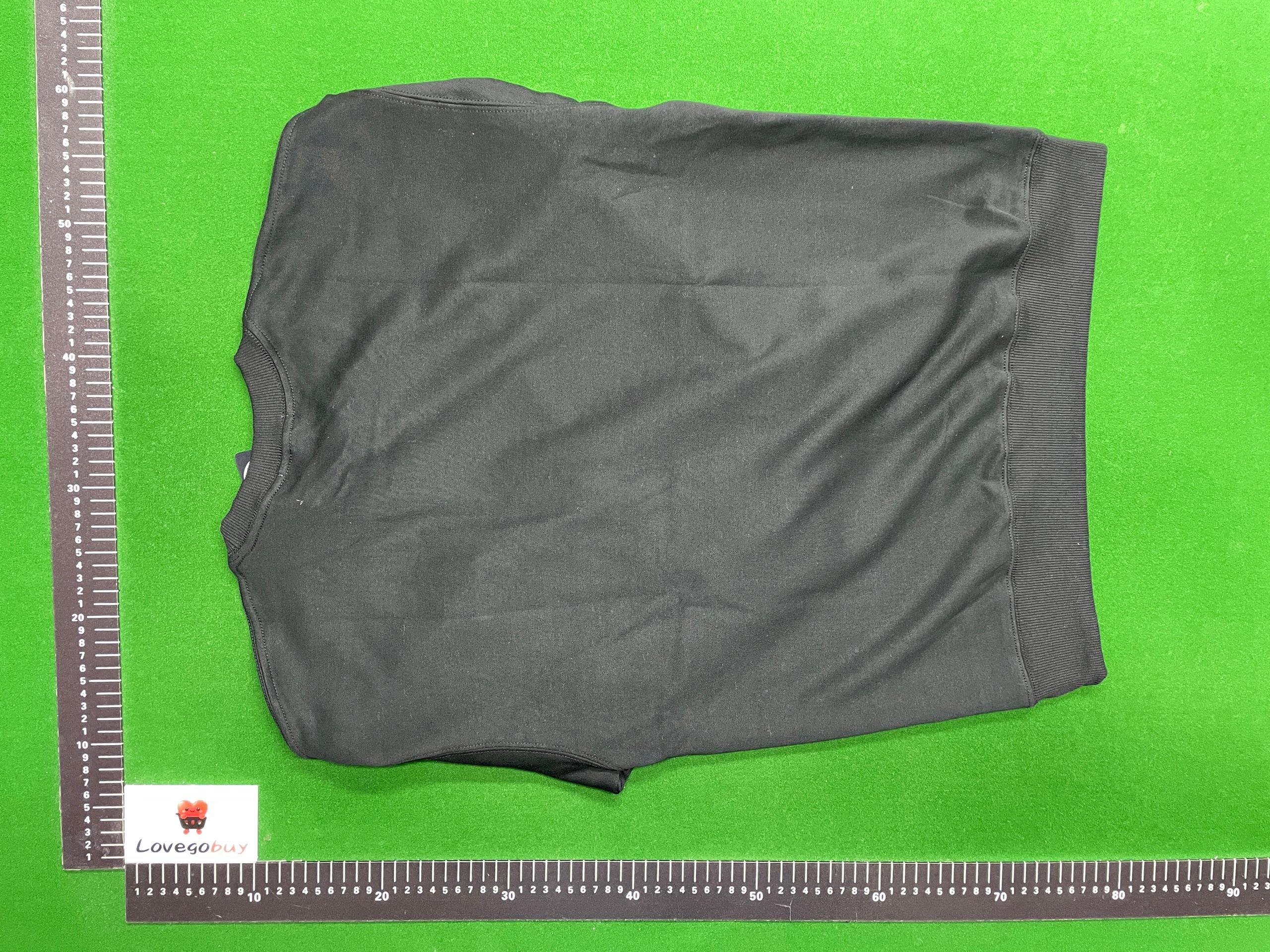 Foto QC 4 de Prada Triangle Logo Crewneck Sweater Black