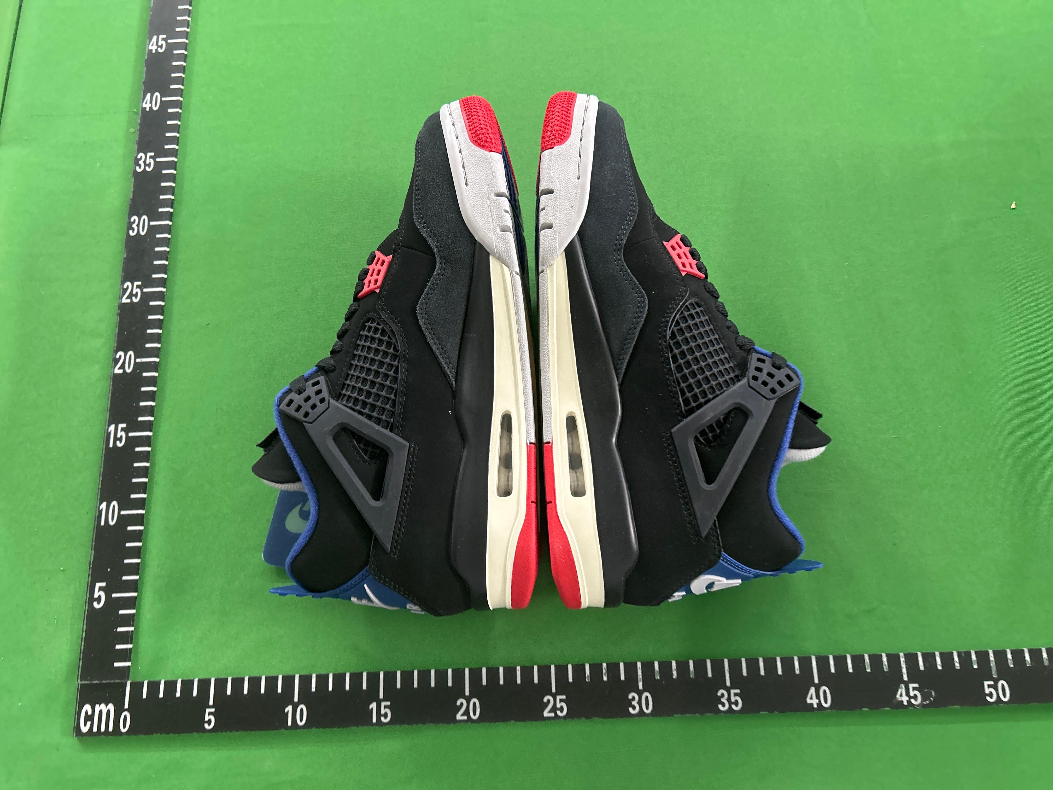 Foto QC 4 de Jordan 4 Retro Black Cat FV5029-010