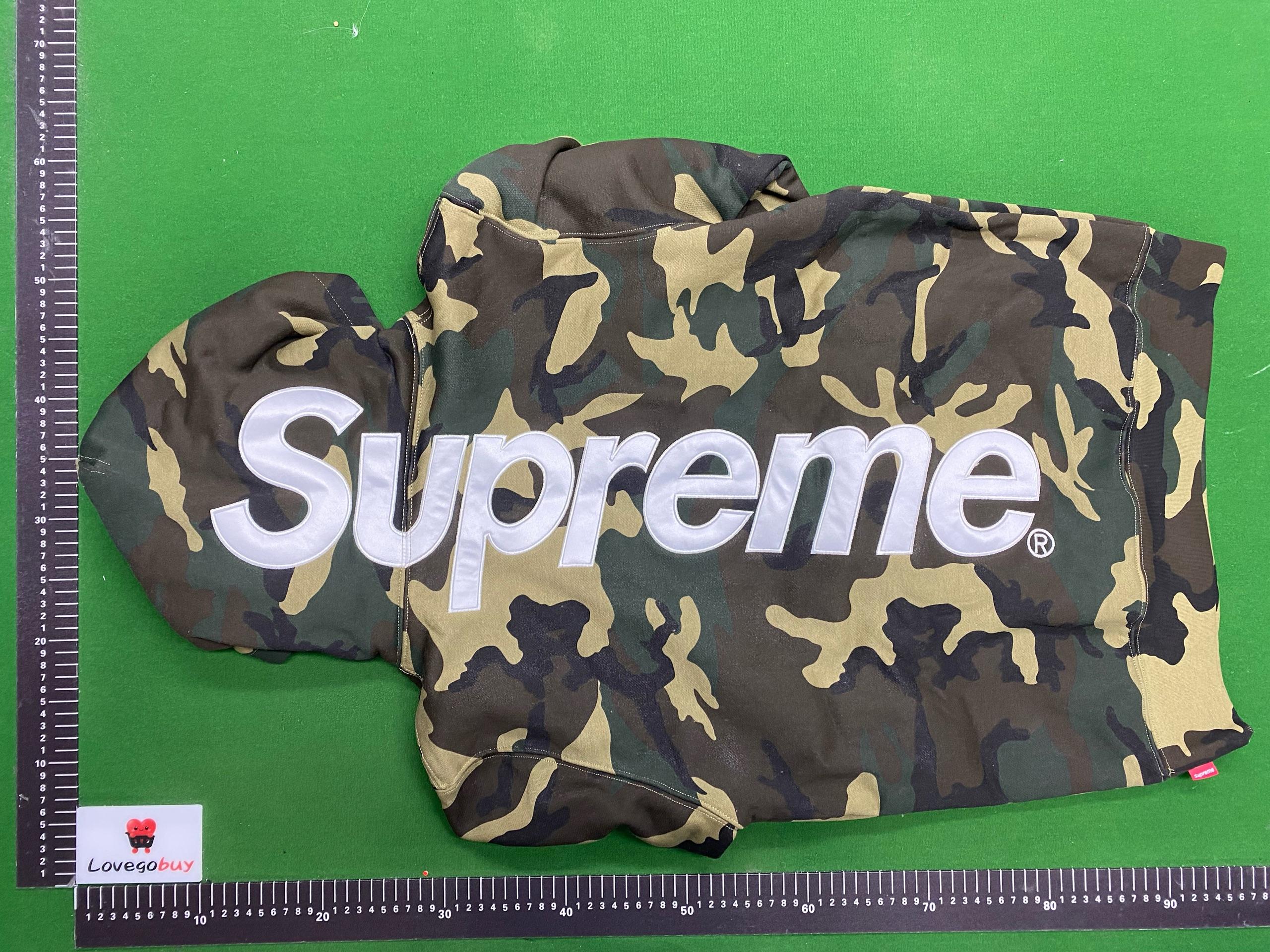Foto QC 1 de Supreme Satin Applique Hooded Sweater Natural