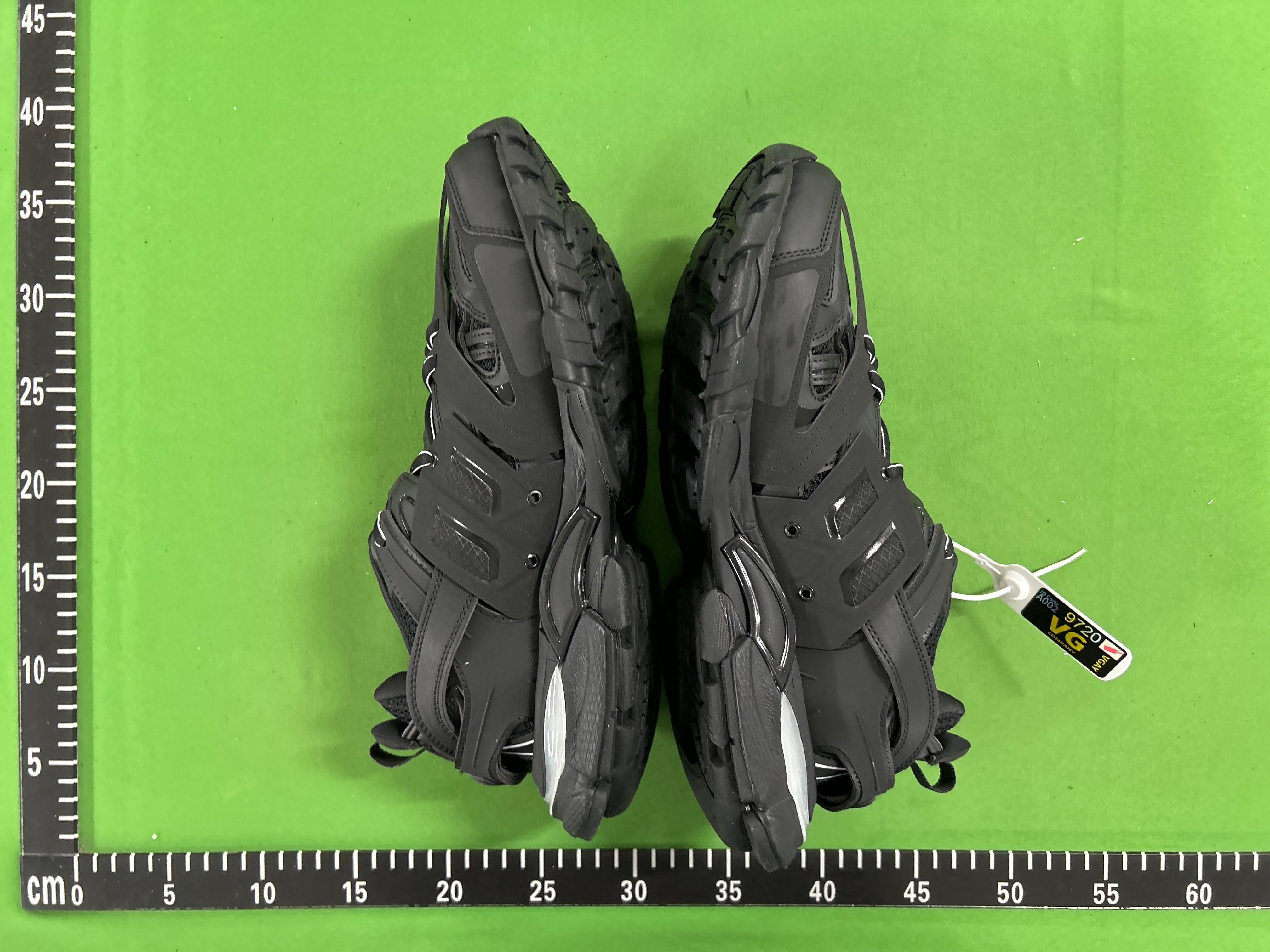 Foto QC 3 de Balenciaga Track Sneaker Black Orange Trail Laces 800592 WTRHK 1000