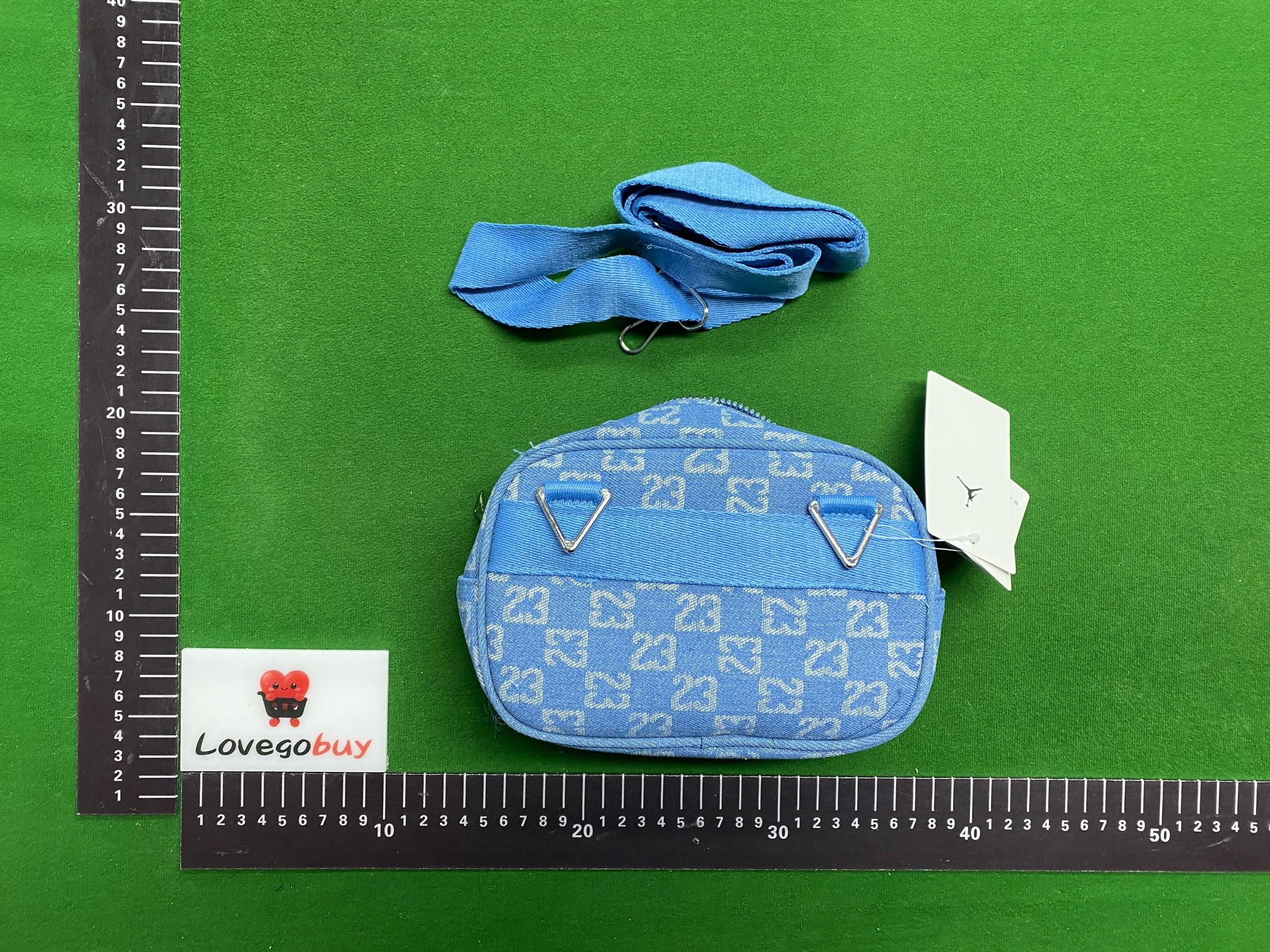 Foto QC 3 de Jordan Crossbody Bag Black