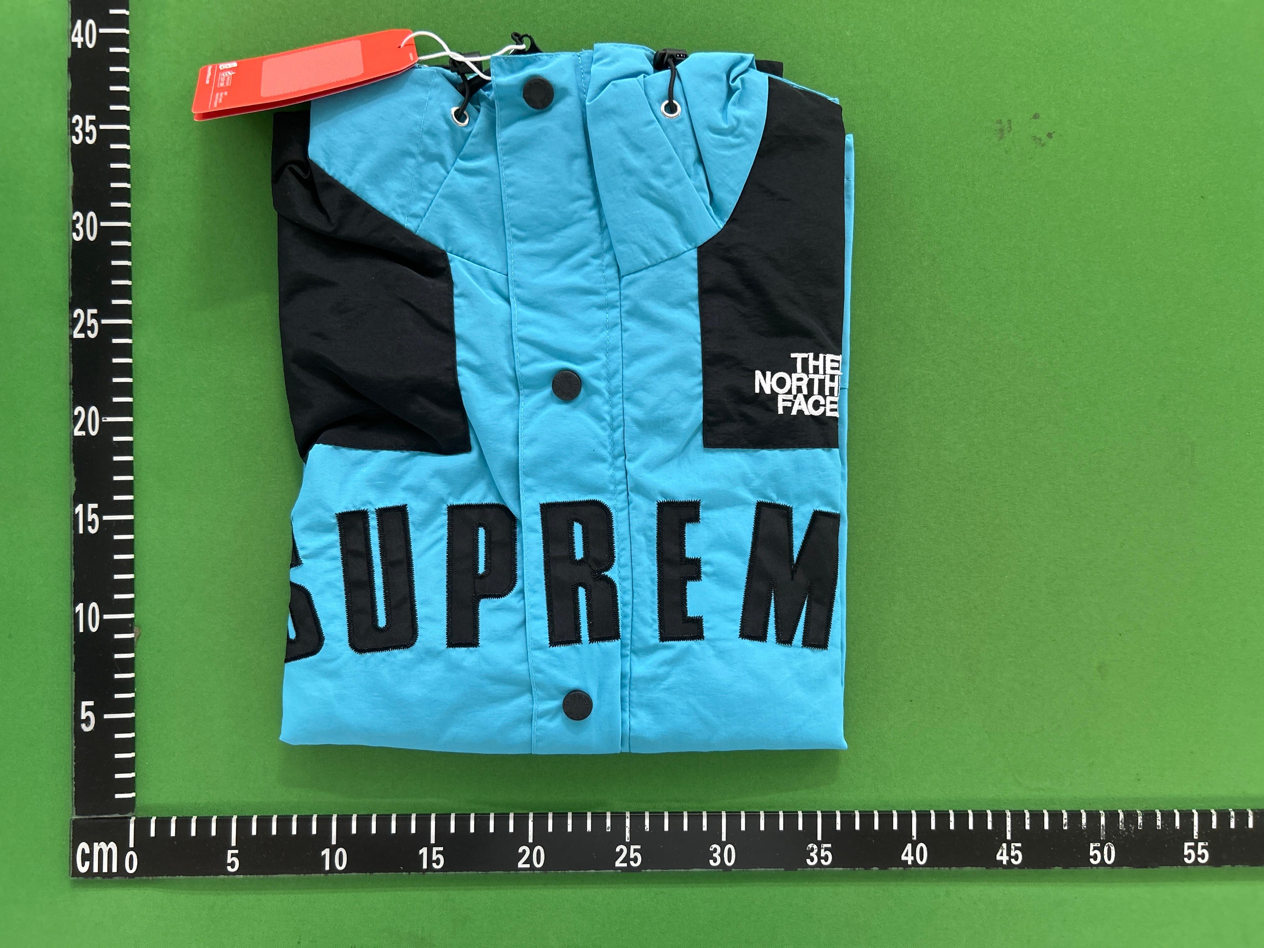 Foto QC 1 de Supreme The North Face Arc Logo Mountain Jacket GORE-TEX Black