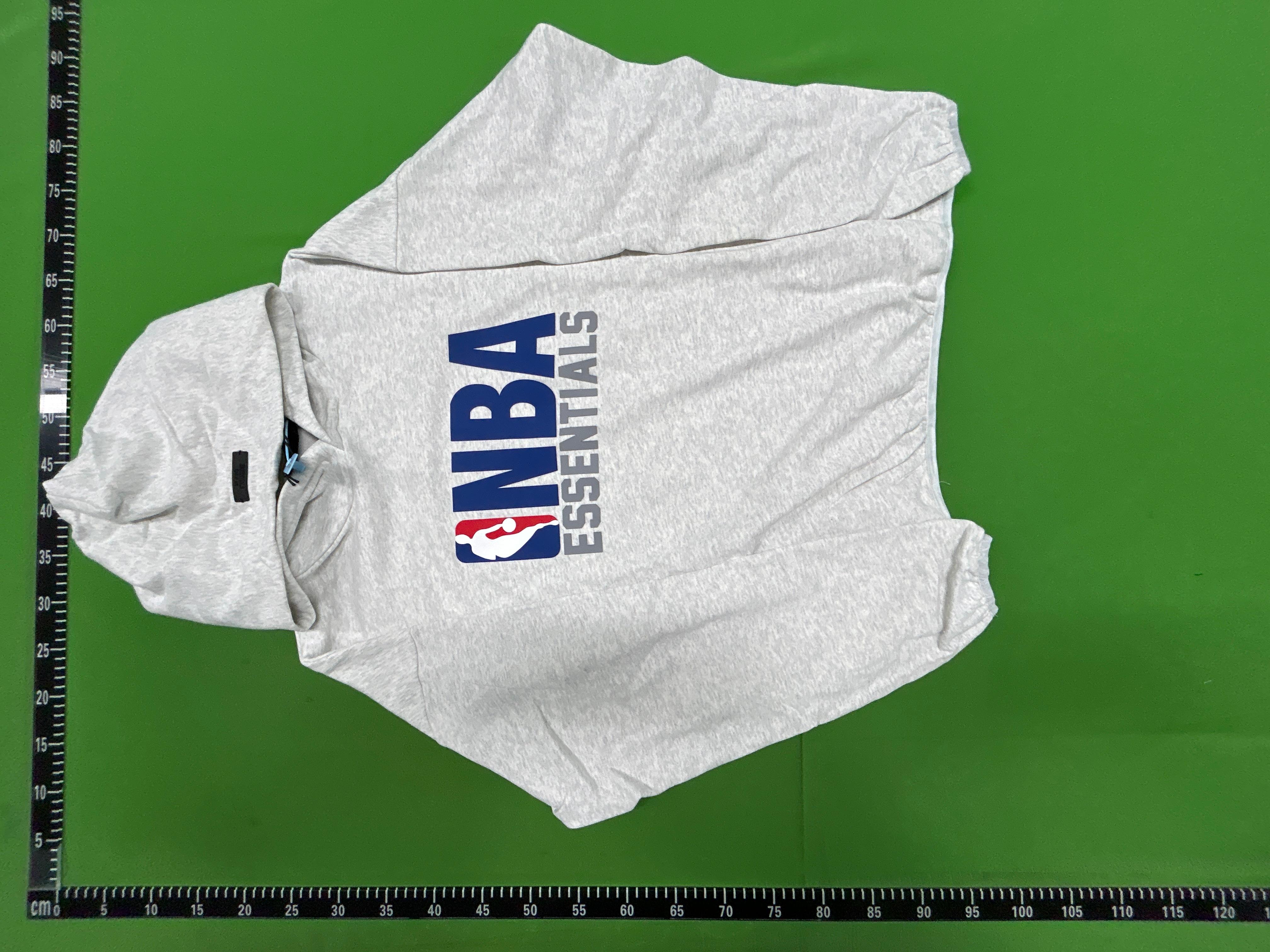 Foto QC 4 de NBA Essentials Hoodie Logo Grey