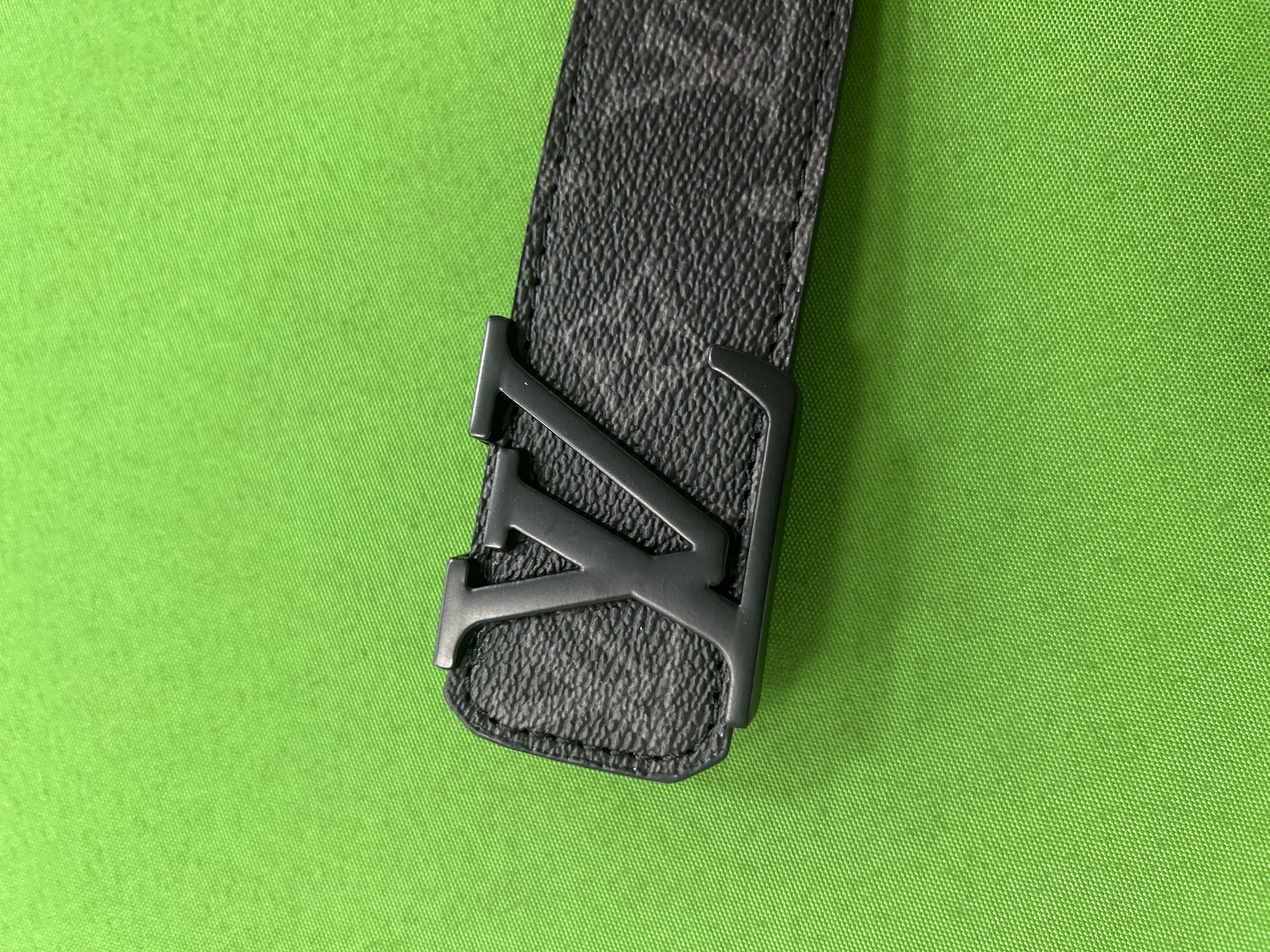 Foto QC 3 de Louis Vuitton LV Initiales Reversible Belt Damier Ebene