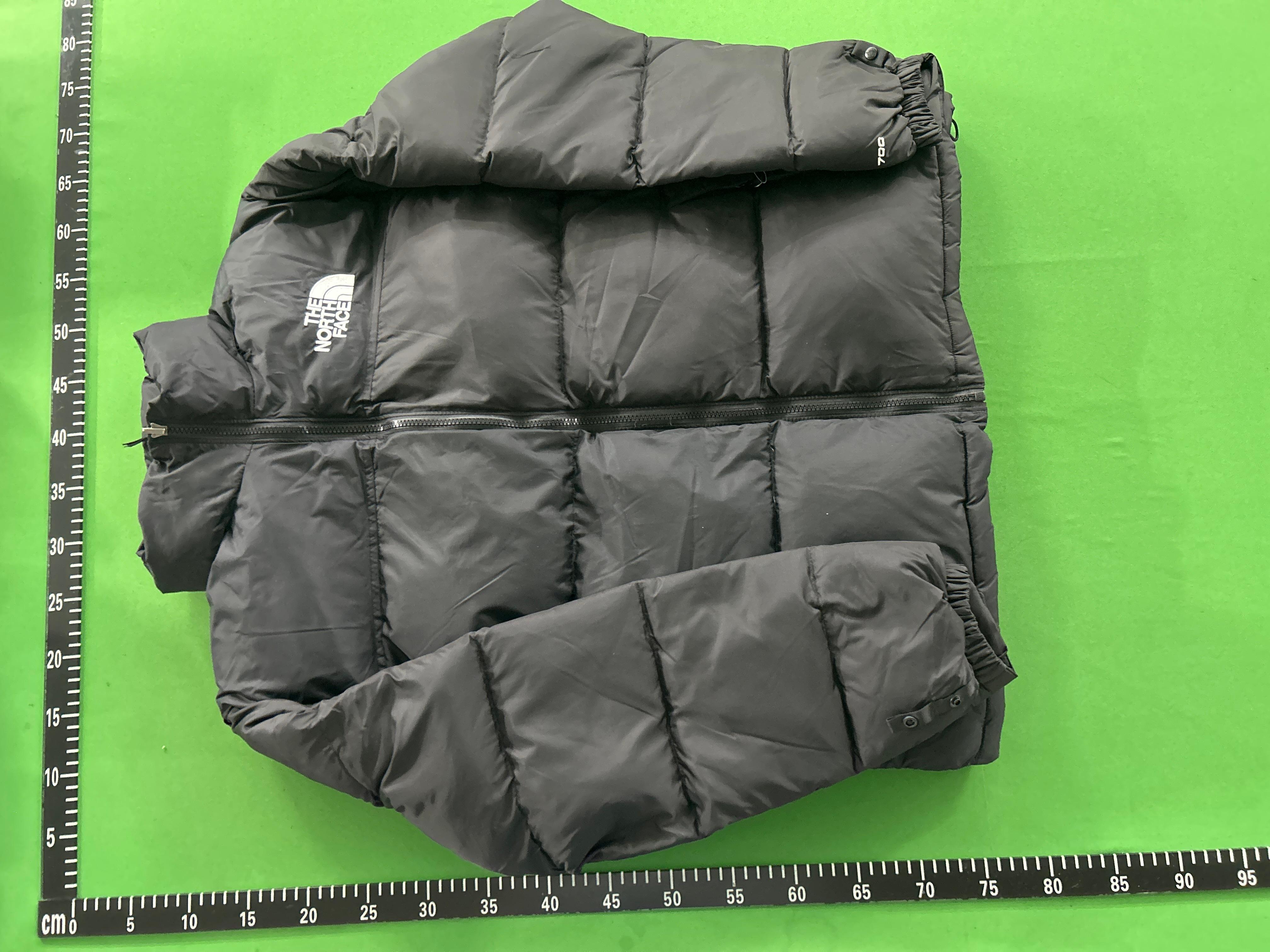 Foto QC 3 de The North Face YCC Down Jacket Packable Hooded Goose Down Black