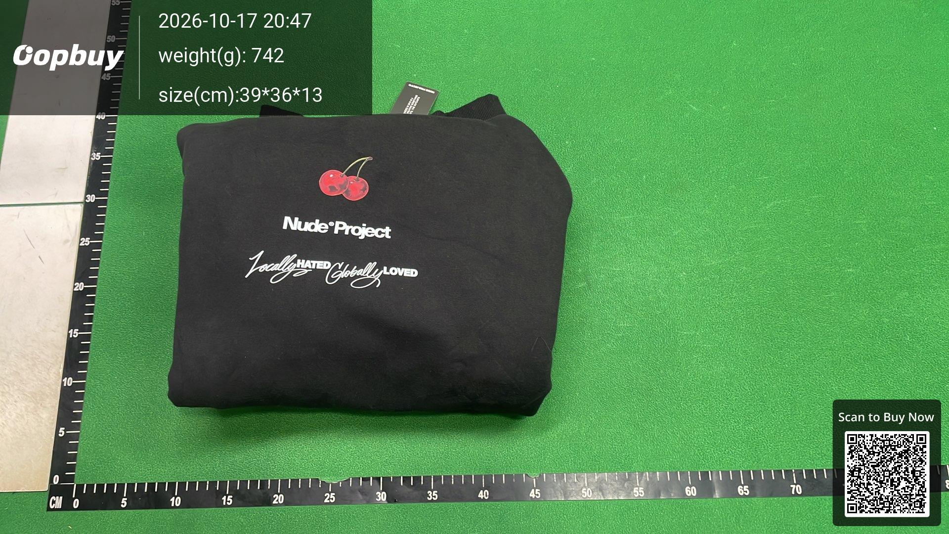 Foto QC 4 de Nude Project FW26 Sweater Heart Cherry Cream
