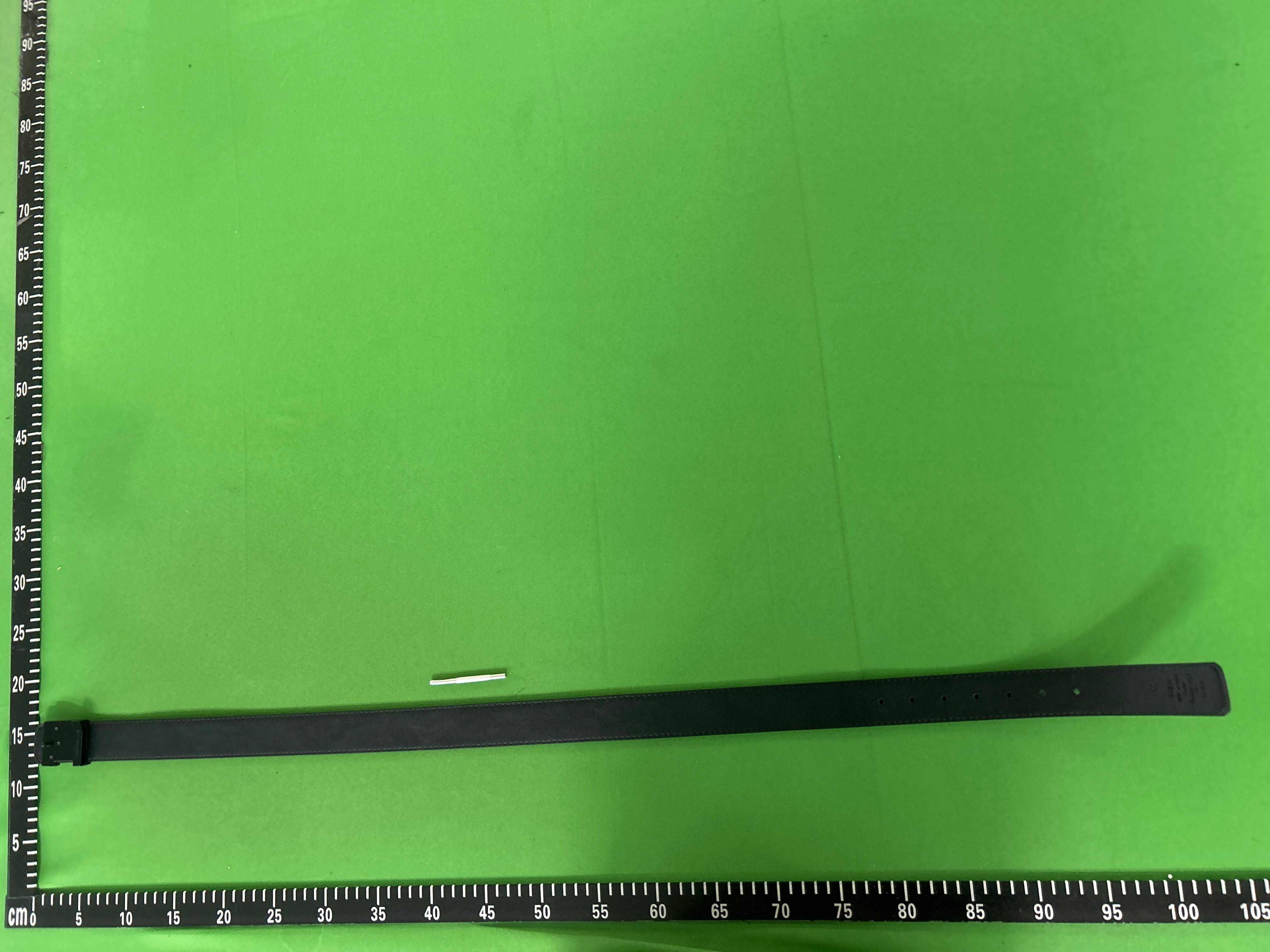 Foto QC 2 de Amiri Logo Buckle Contrast Stitch Belt Black Leather