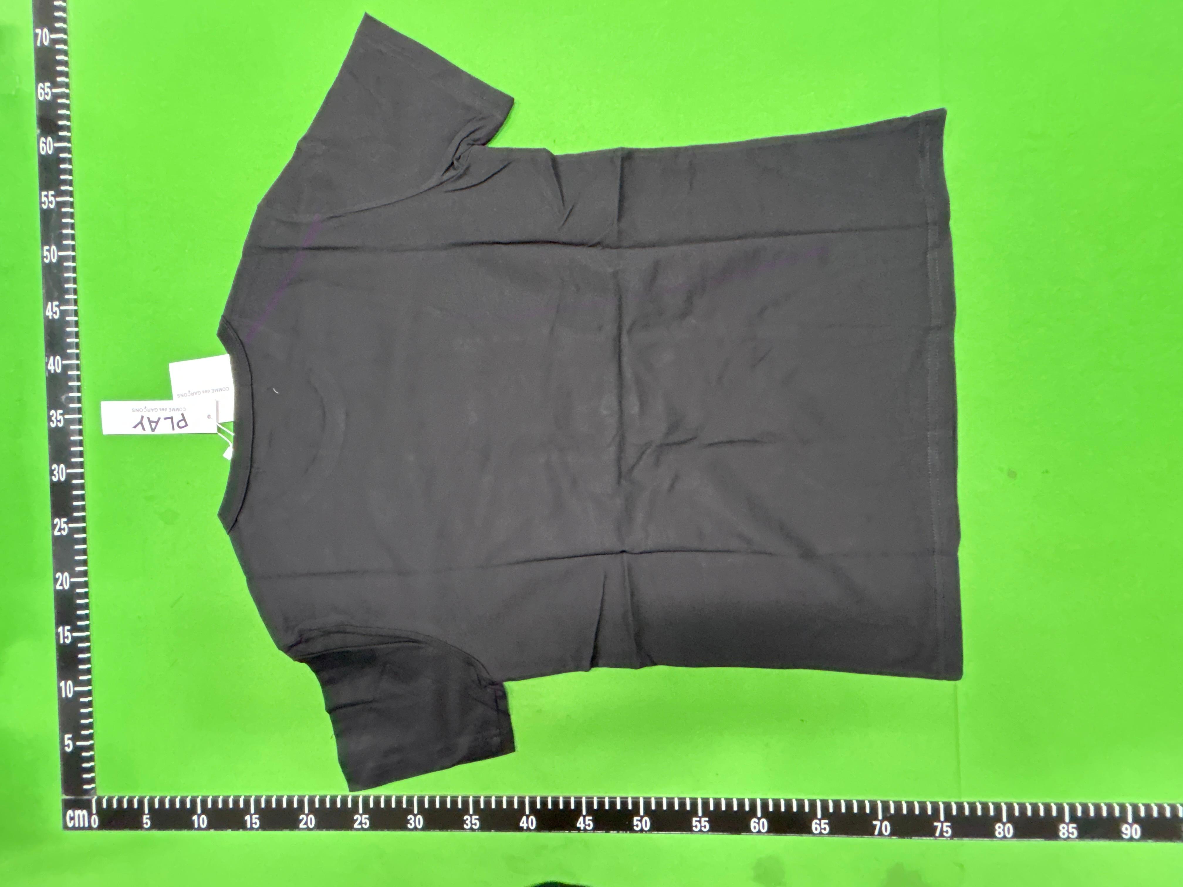 Foto QC 4 de Comme des Garçons PLAY T-shirt Heart Eyes Logo Black
