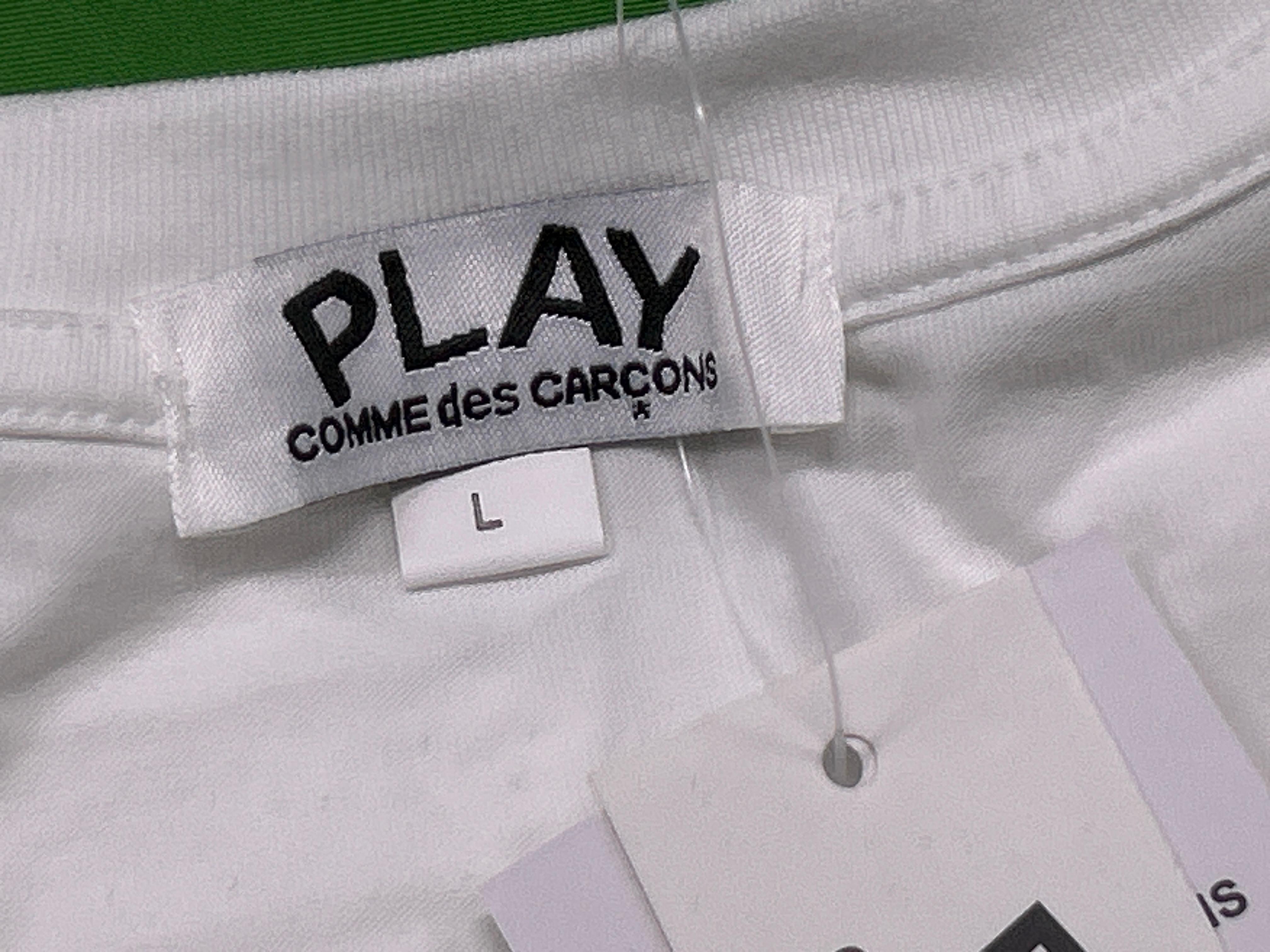Foto QC 6 de Comme des Garçons PLAY T-shirt Heart Eyes Logo Black
