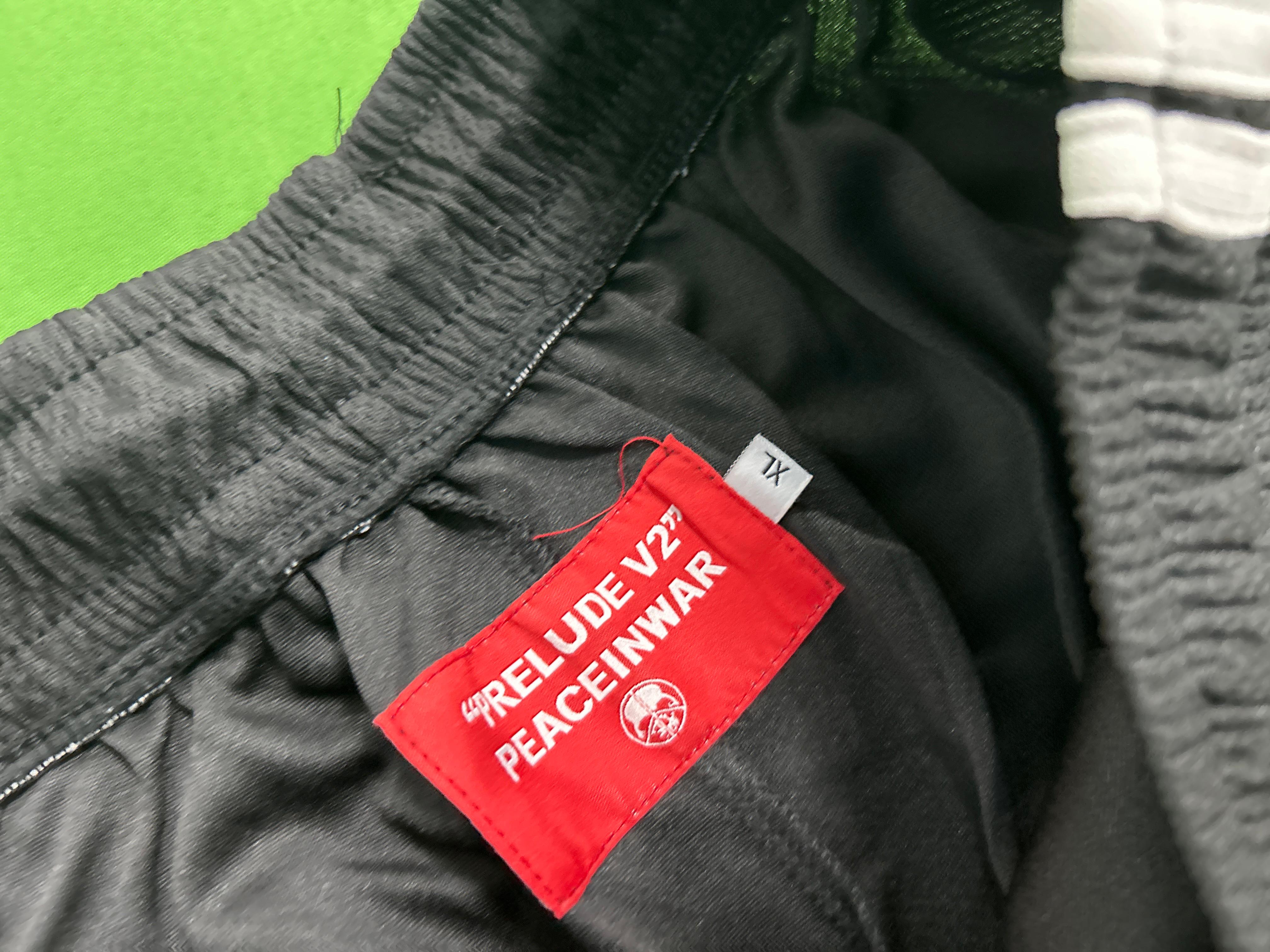 Foto QC 3 de Other T-shirt Peace In War Skull Print Black