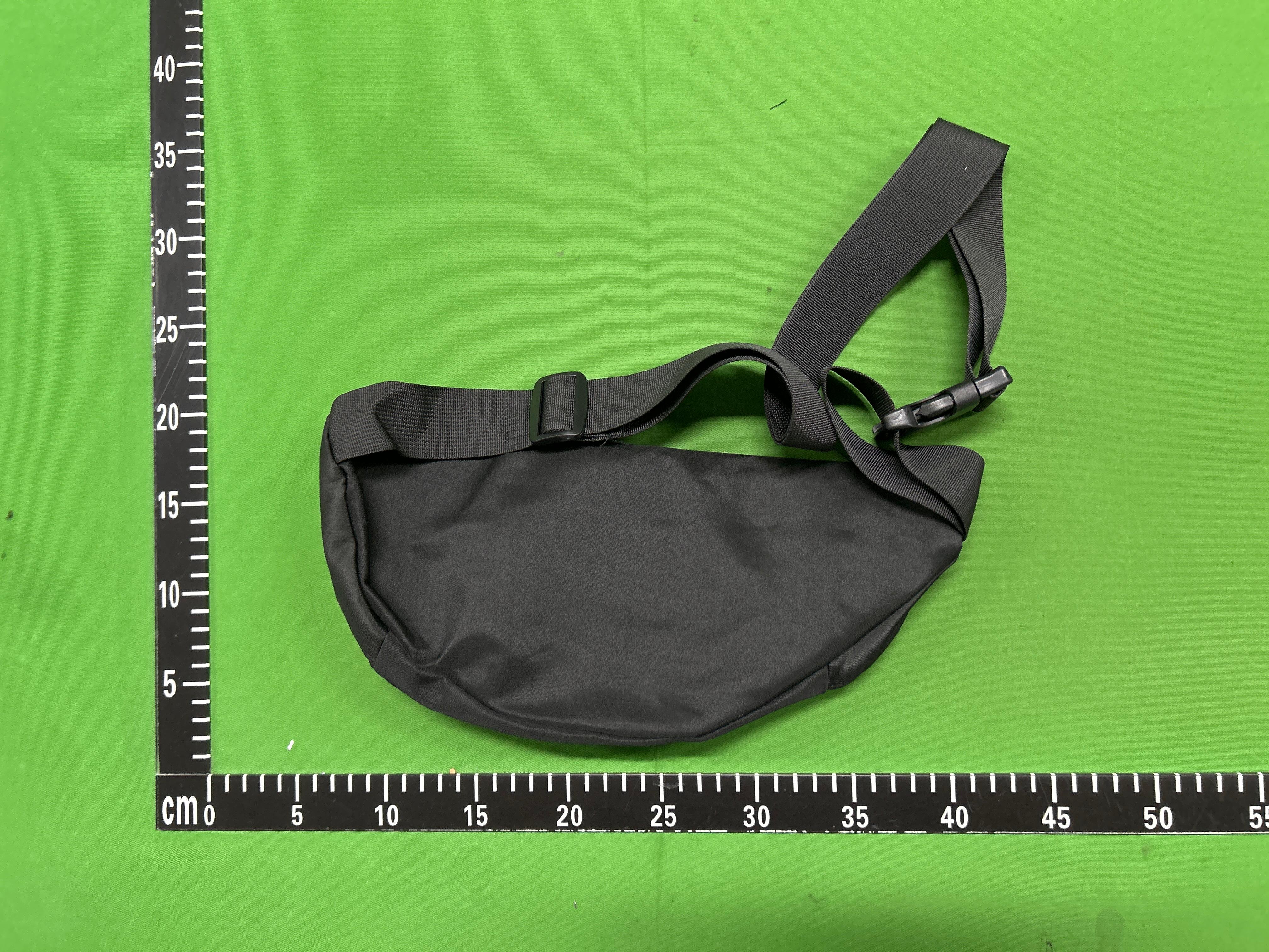 Foto QC 1 de Rechten Face Waist Bag Black