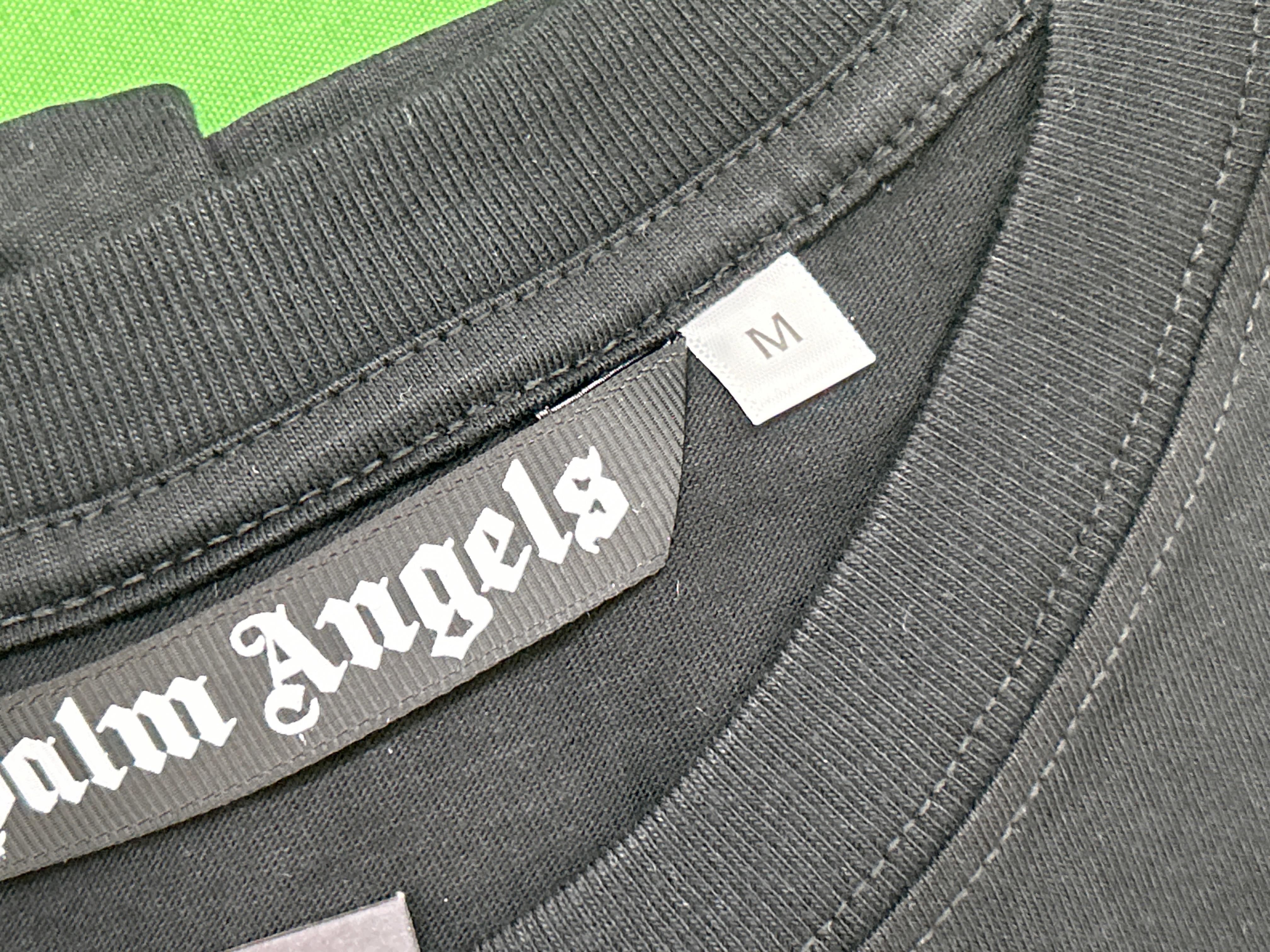 Foto QC 2 de Palm Angels T-shirt Sprayed Logo Black