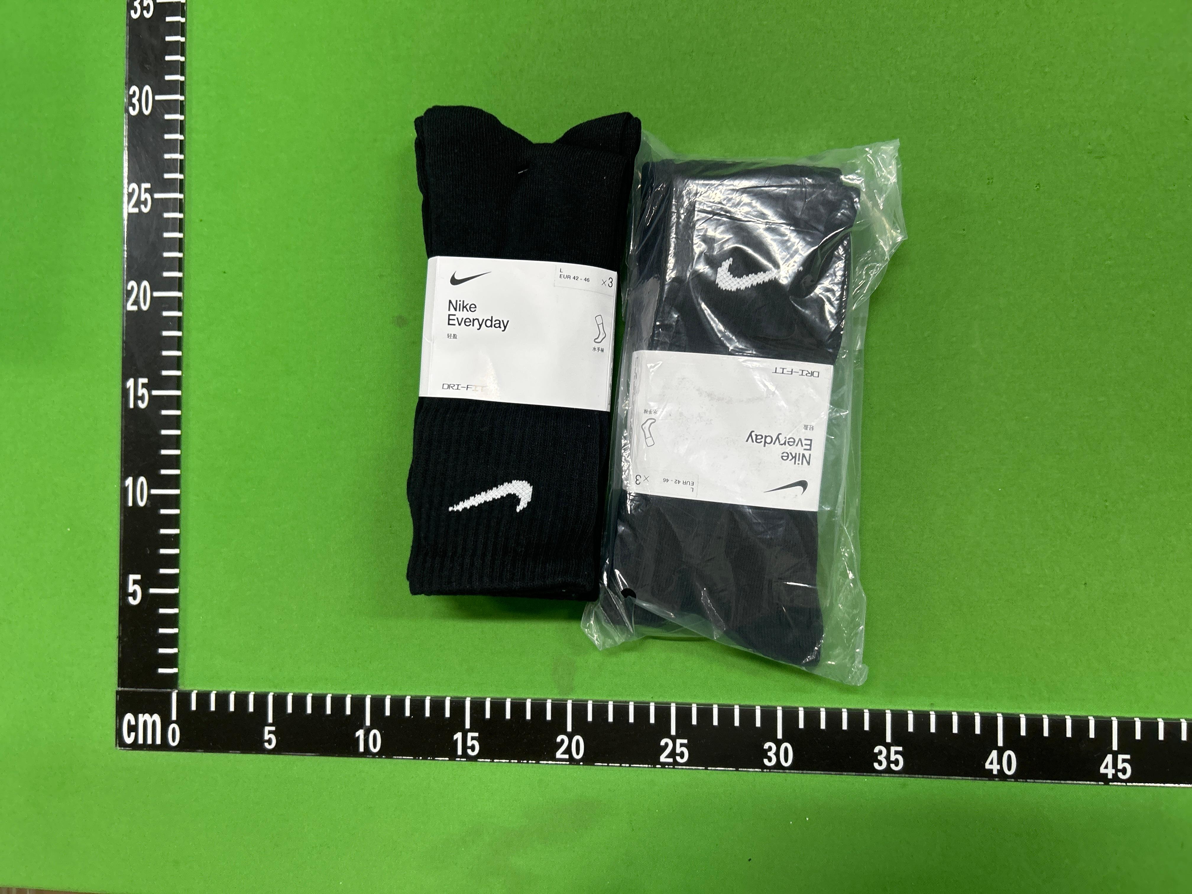 Foto QC 4 de Nike Everyday Plus Crew Socks Cushioned White
