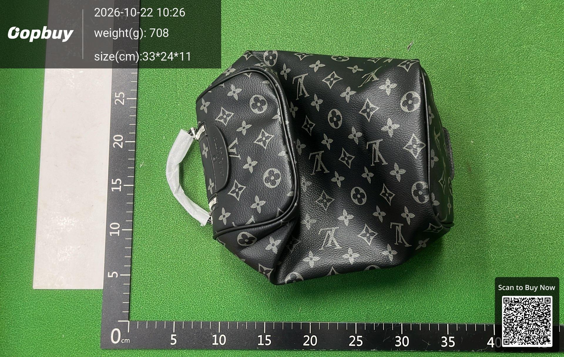 Foto QC 2 de Louis Vuitton Toiletry Bag 25 Damier Azur
