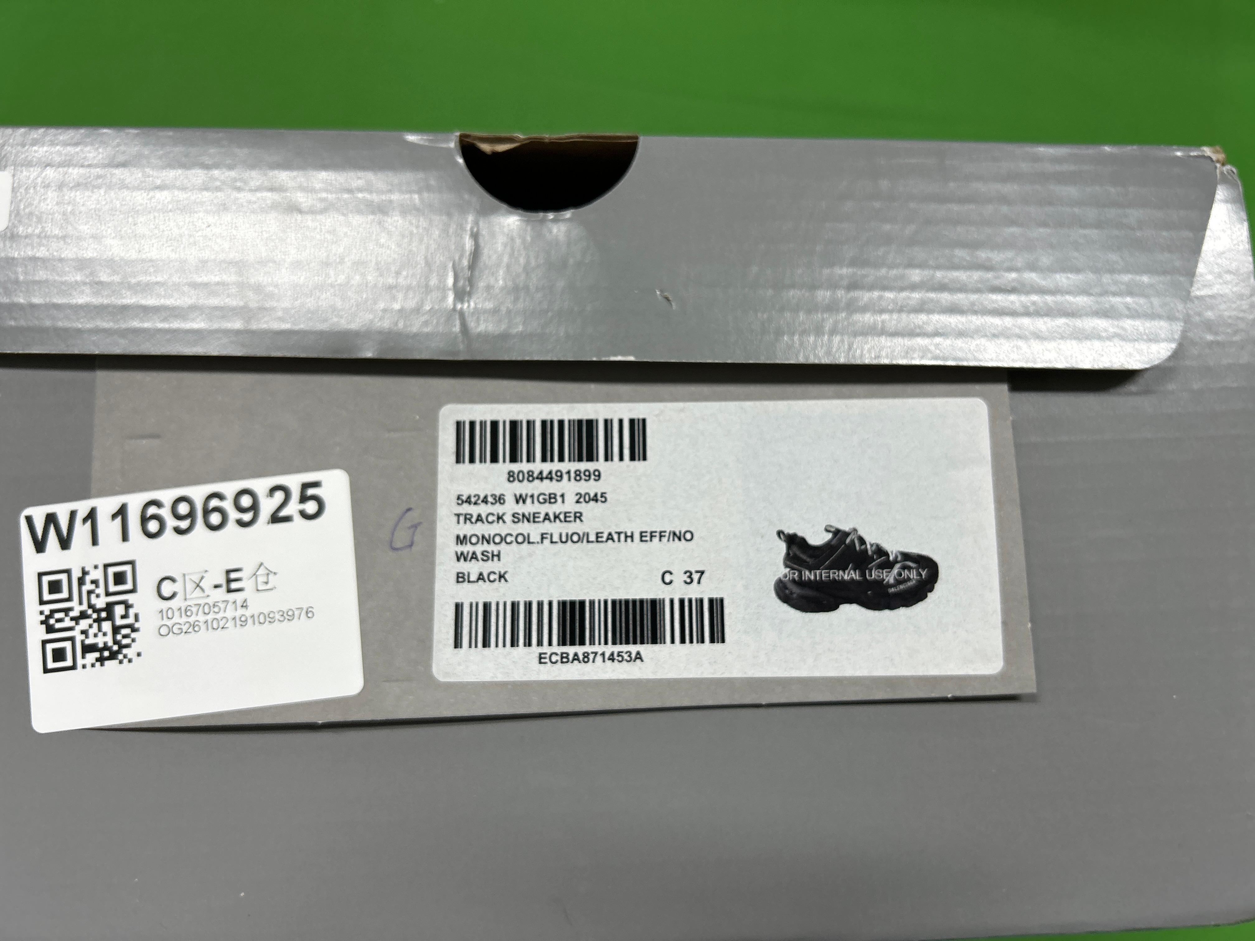 Foto QC 1 de Balenciaga Track Sneakers Bicolor Beige 542023 W3FE4 9697