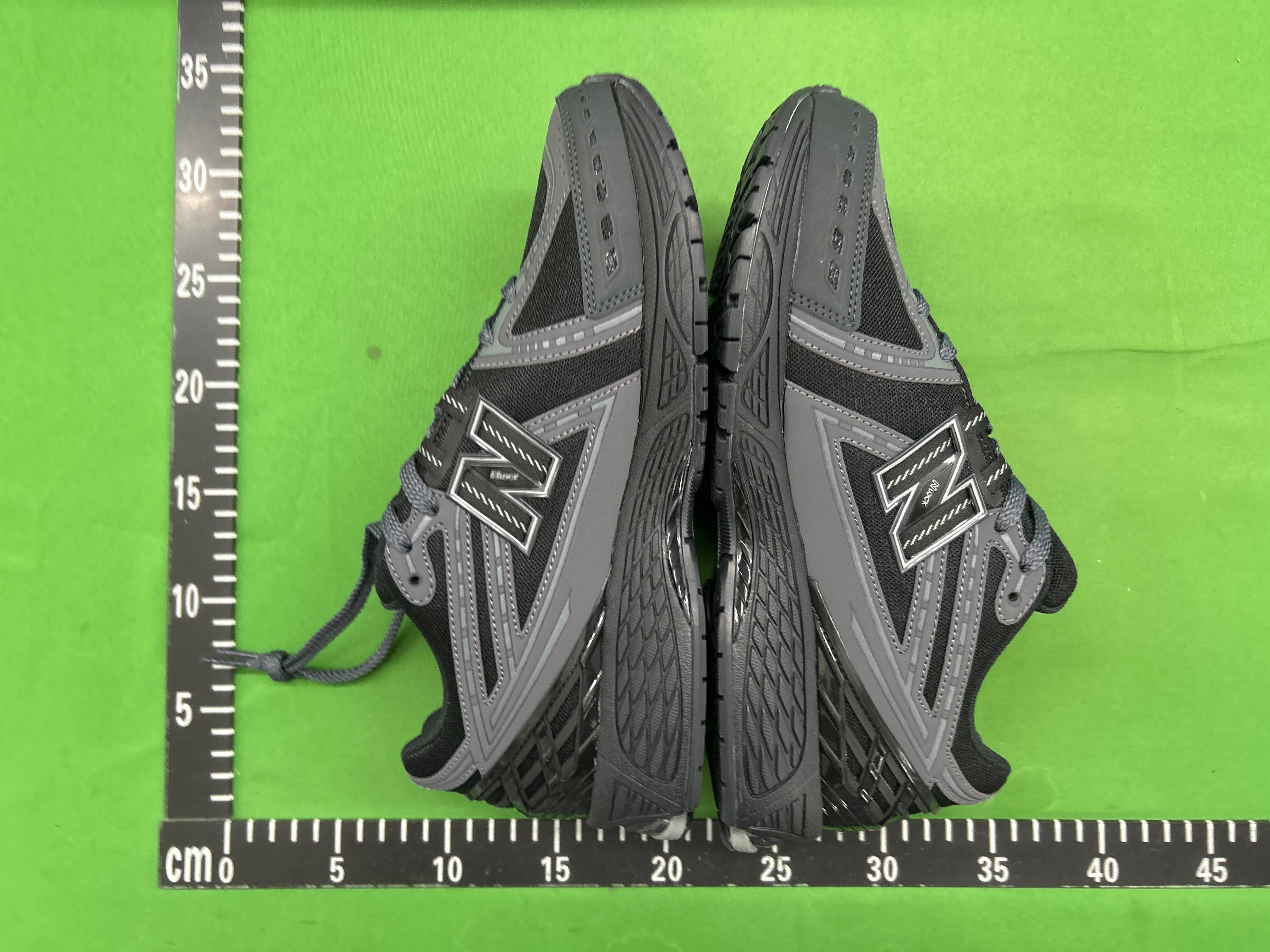 Foto QC 6 de New Balance 1906R Black Phantom M1906RLB